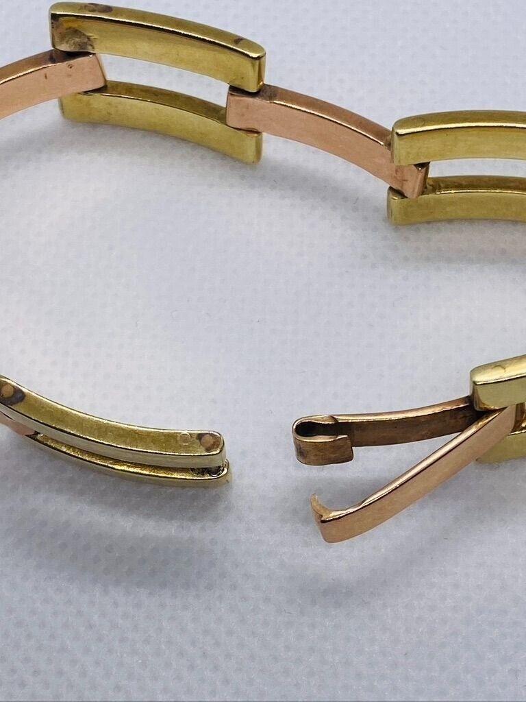 Tiffany & Co. Art Deco 14k Gelb & Rose Gold Link Armband Circa 1920s

Hier haben Sie die Chance, ein wunderschönes Designerarmband mit hohem Sammlerwert zu erwerben.  Wirklich ein tolles Stück zu einem tollen Preis! 

Einzelheiten:

Artikel