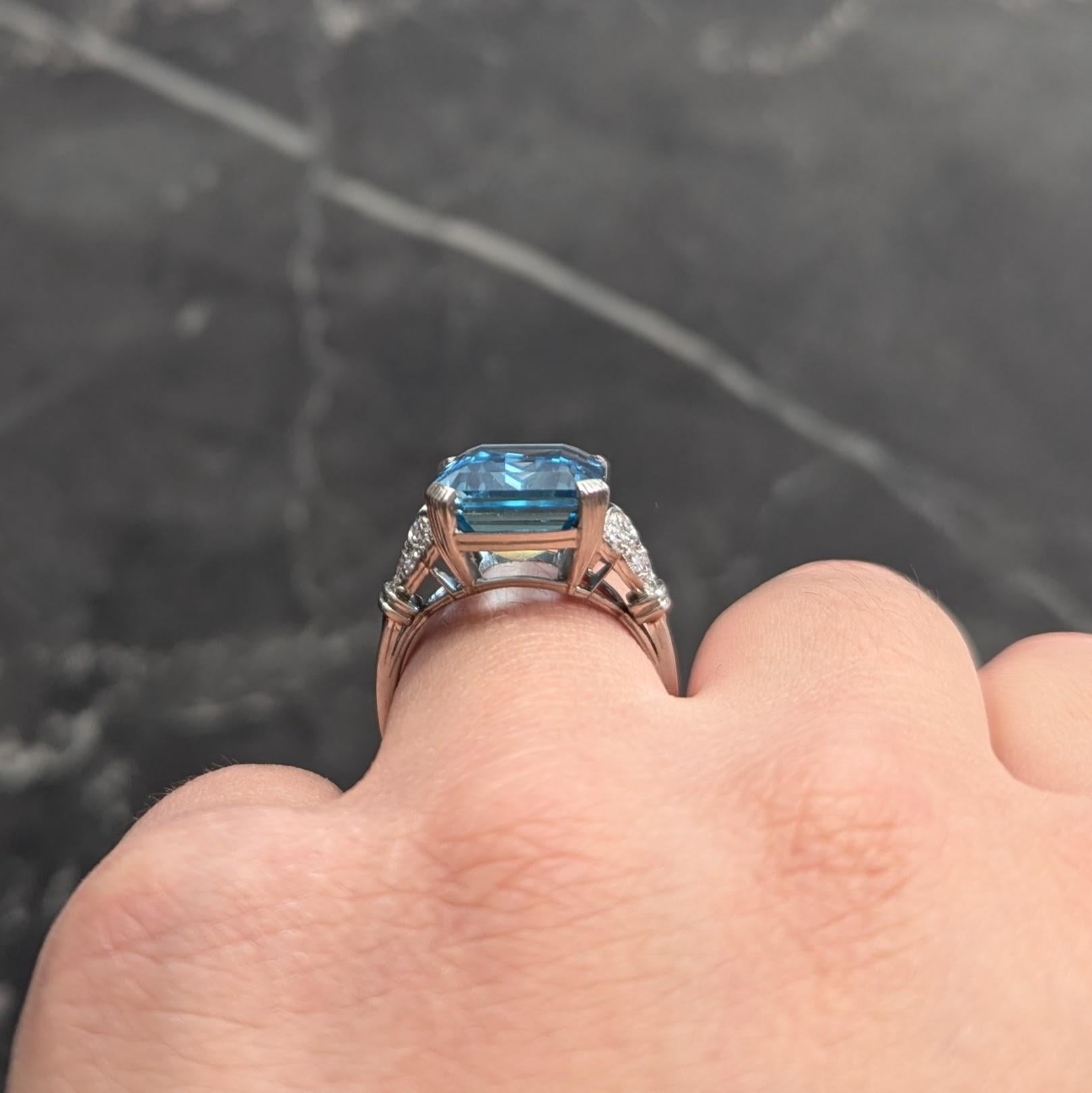 Tiffany & Co. Art Deco Aquamarin Diamant Platin Vintage Scroll Cocktail Ring im Angebot 5