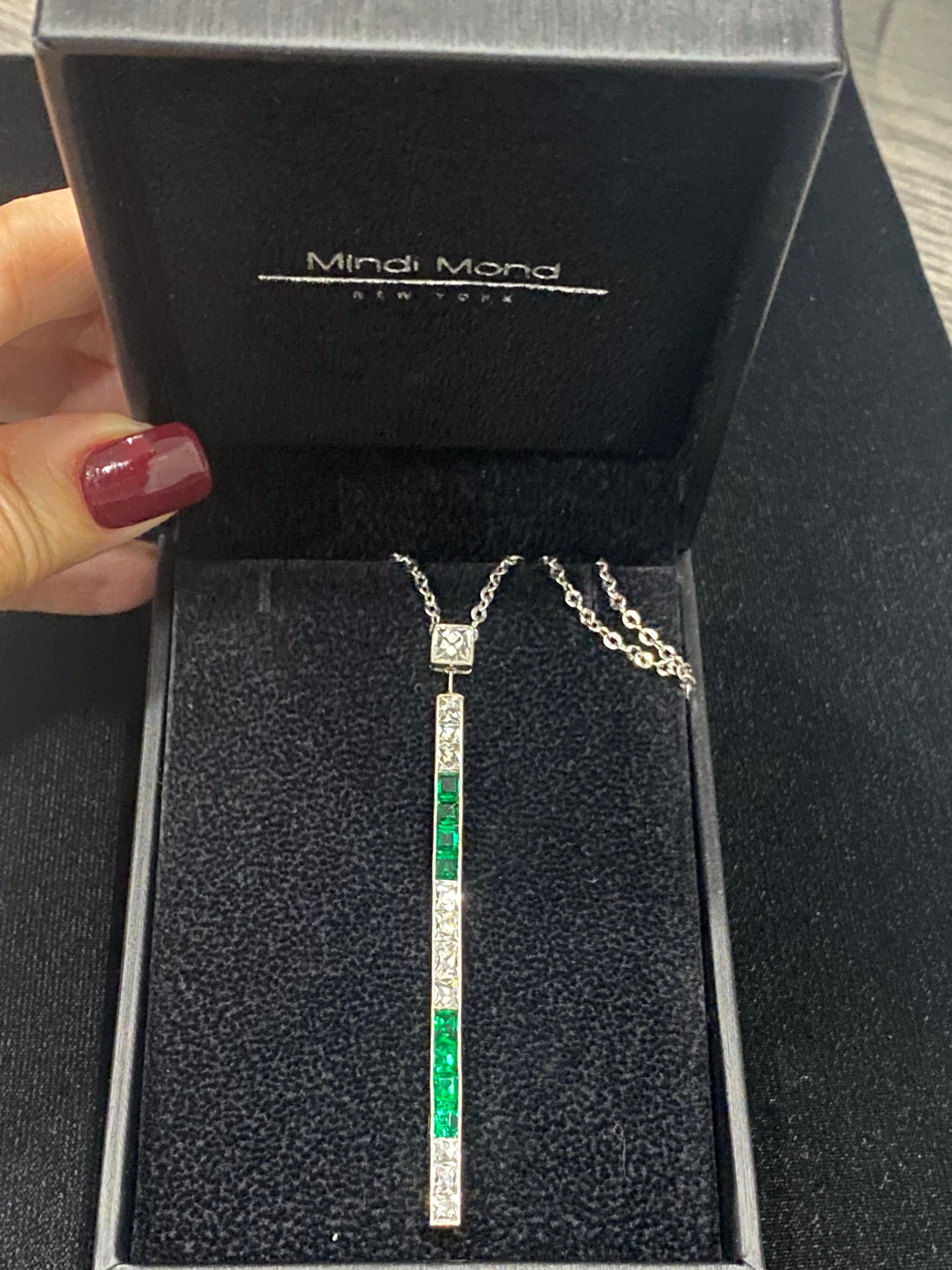 Tiffany and Co. Art Deco Colombian Emerald Diamond Platinum Bar