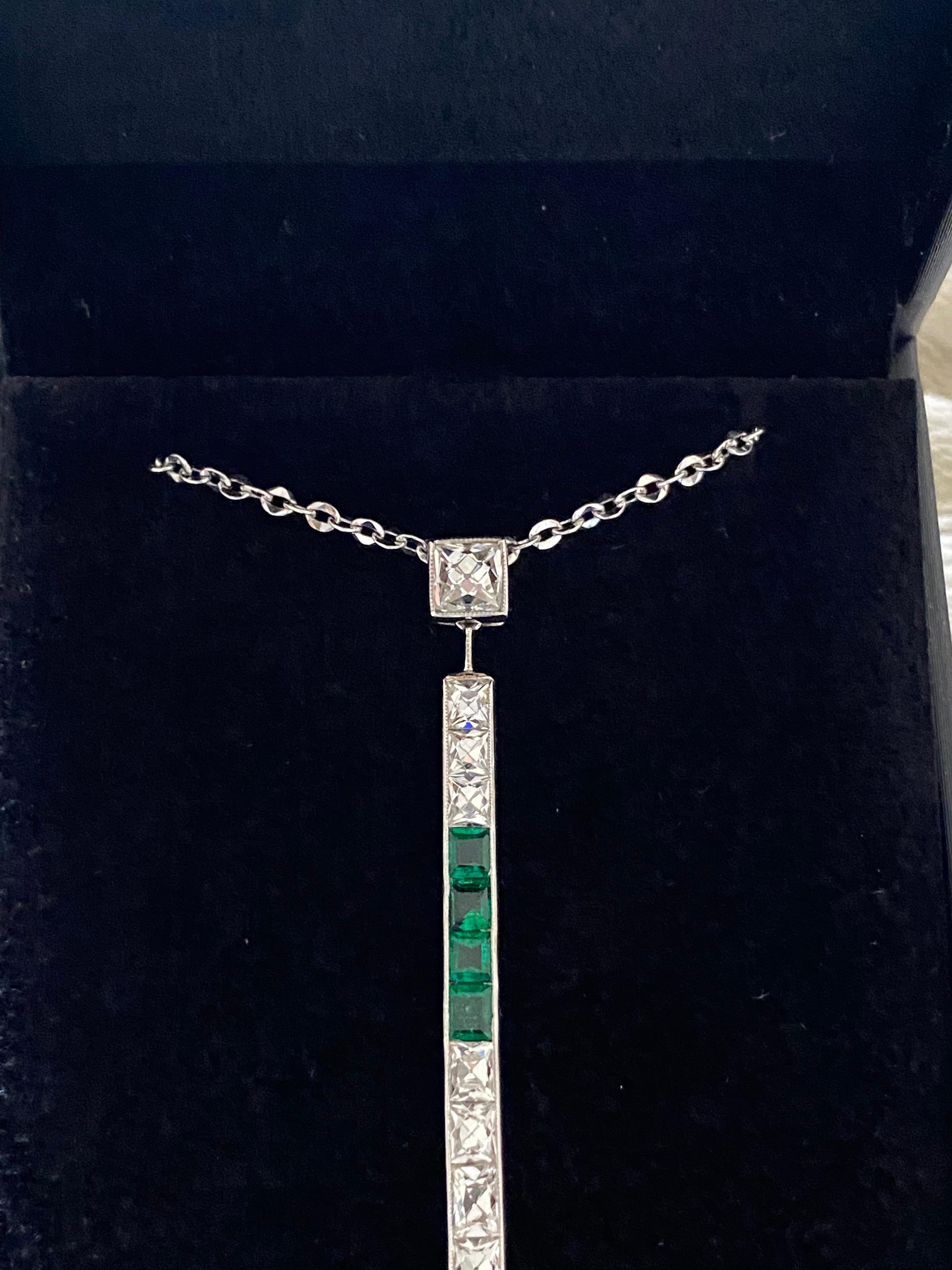 Tiffany and Co. Art Deco Colombian Emerald Diamond Platinum Bar