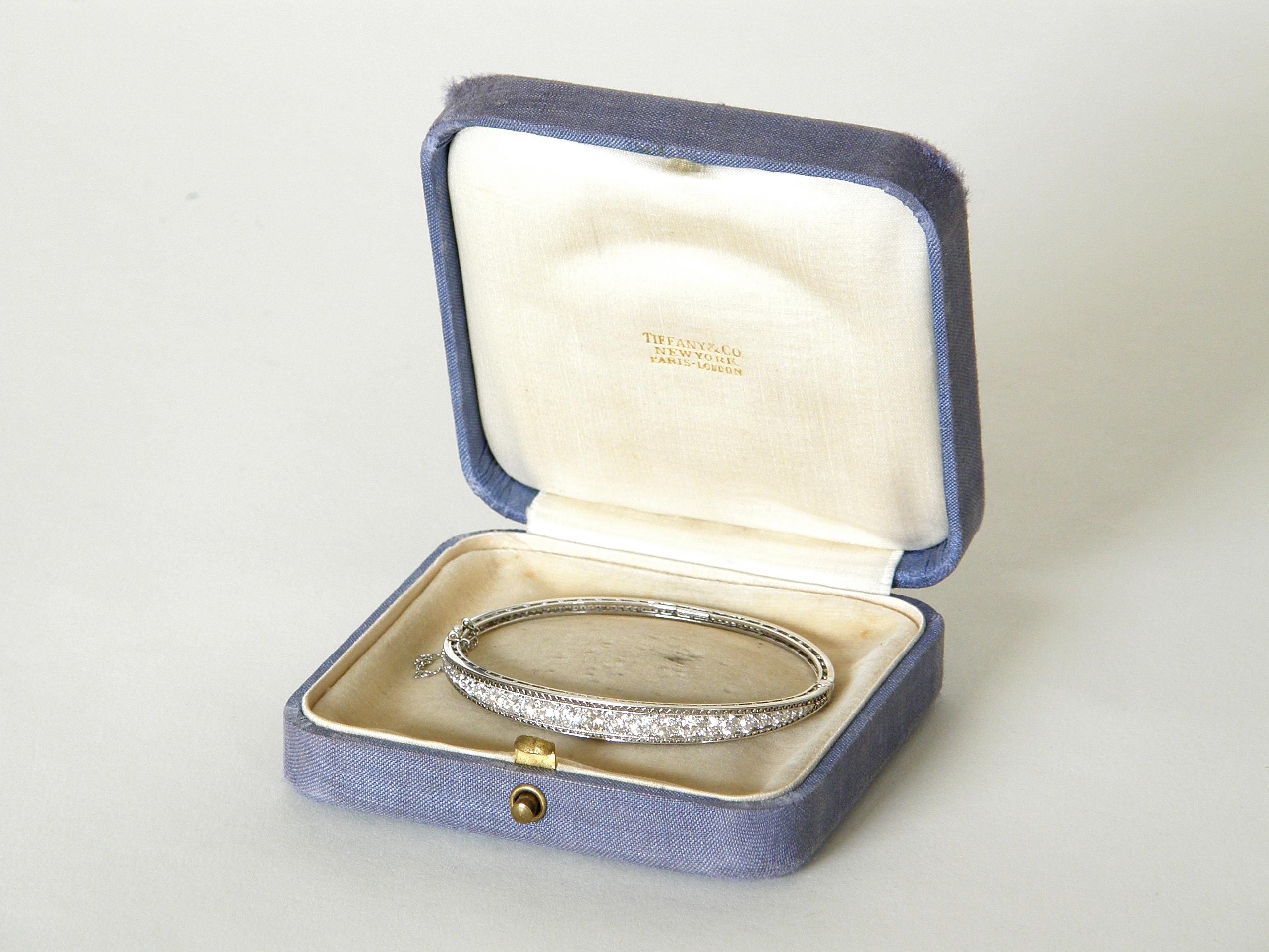 Tiffany & Co. Diamond and Platinum Bracelet circa 1920s or 1930s Art Deco 4