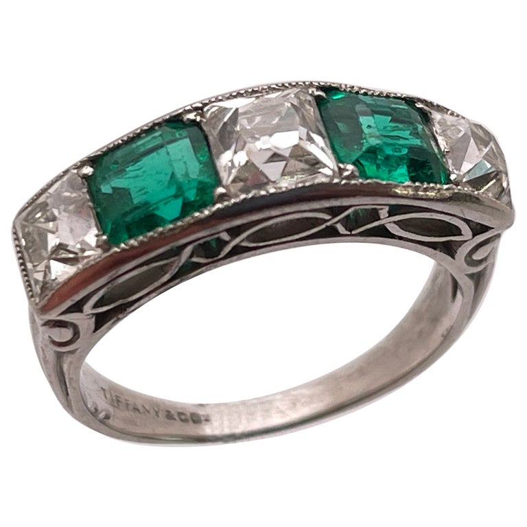 Tiffany and Co Art Deco Emerald Diamond Platinum Ring Wedding Band