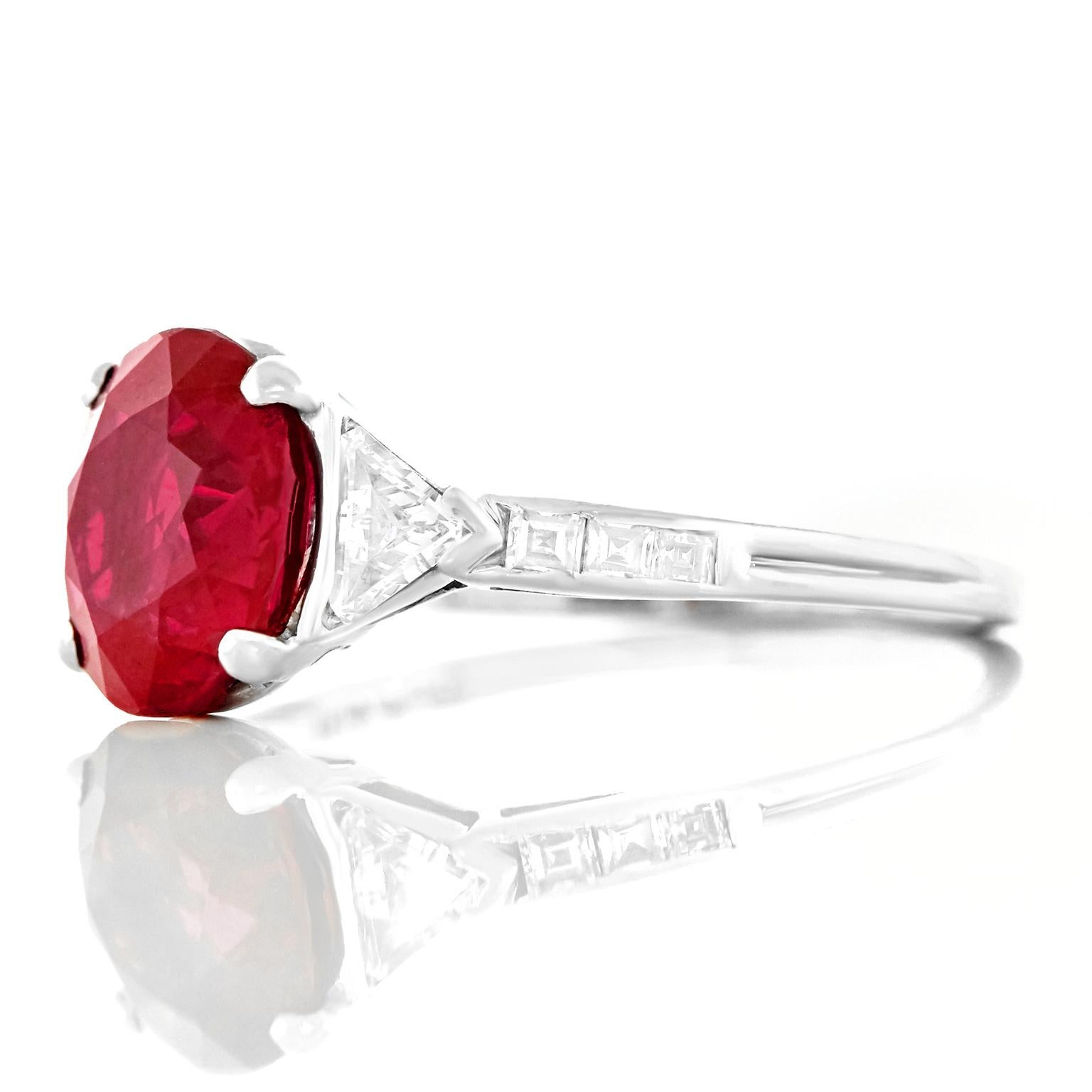 Tiffany & Co. Art Deco No-Heat Burma Ruby and Diamond Set Platinum Ring 4