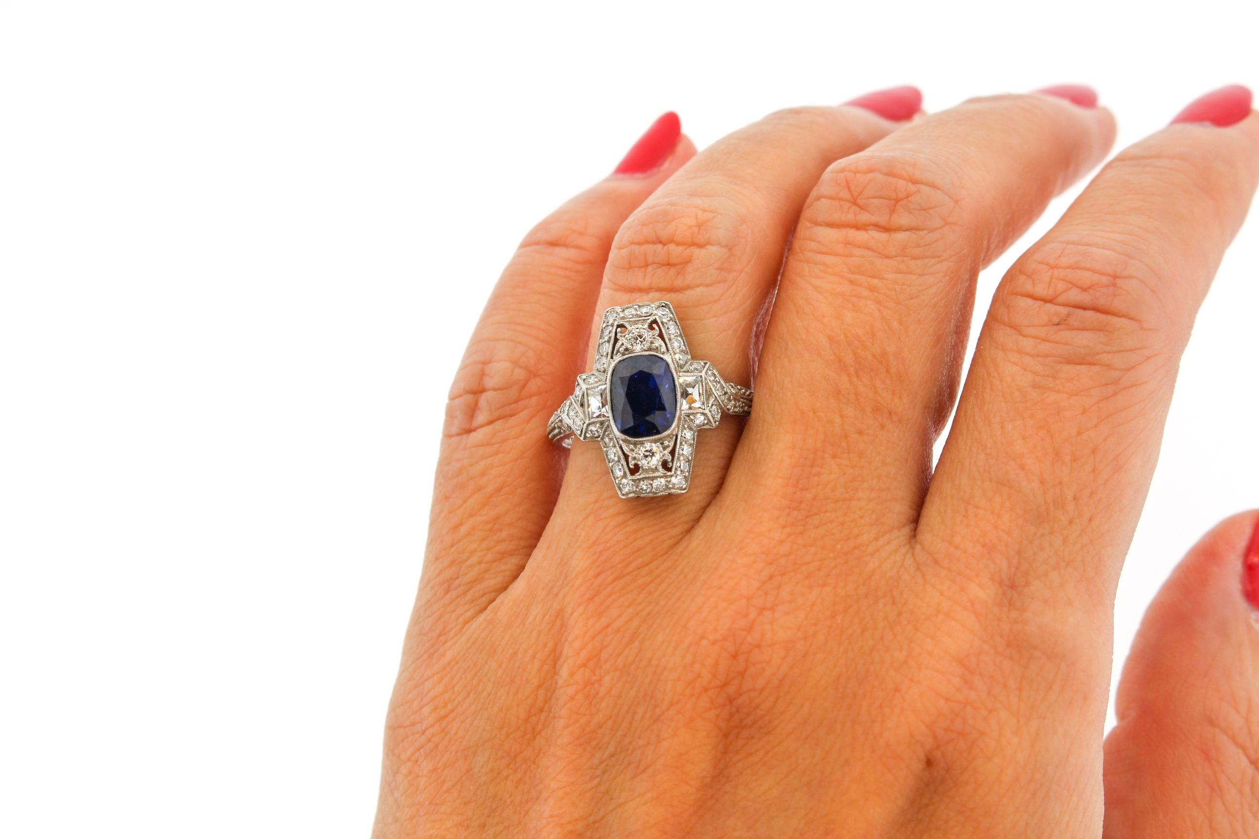 Tiffany & Co. Art Deco Platin Kissen Saphir Diamant Ring im Angebot 7