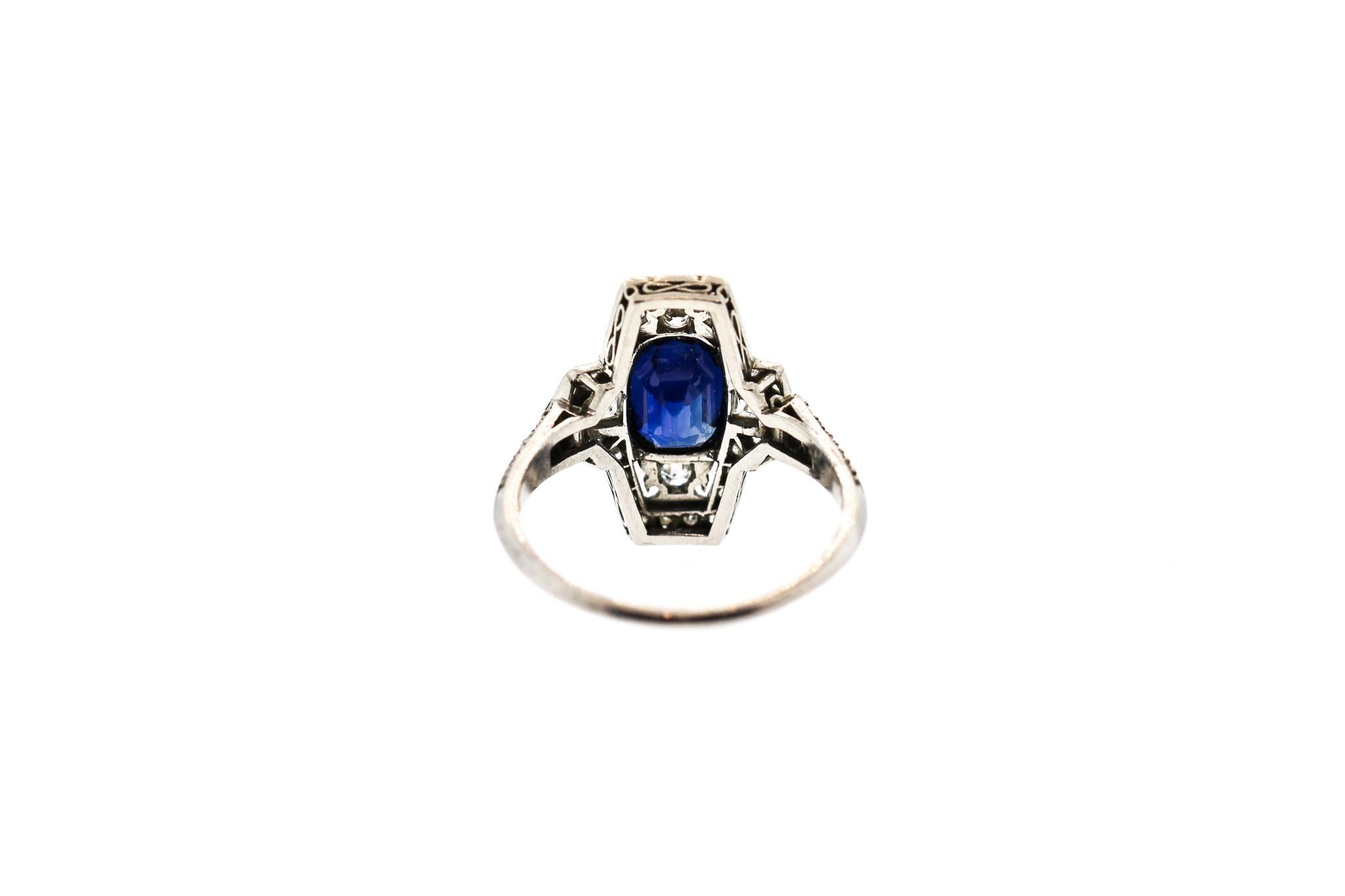 Tiffany & Co. Art Deco Platin Kissen Saphir Diamant Ring (Kissenschliff) im Angebot