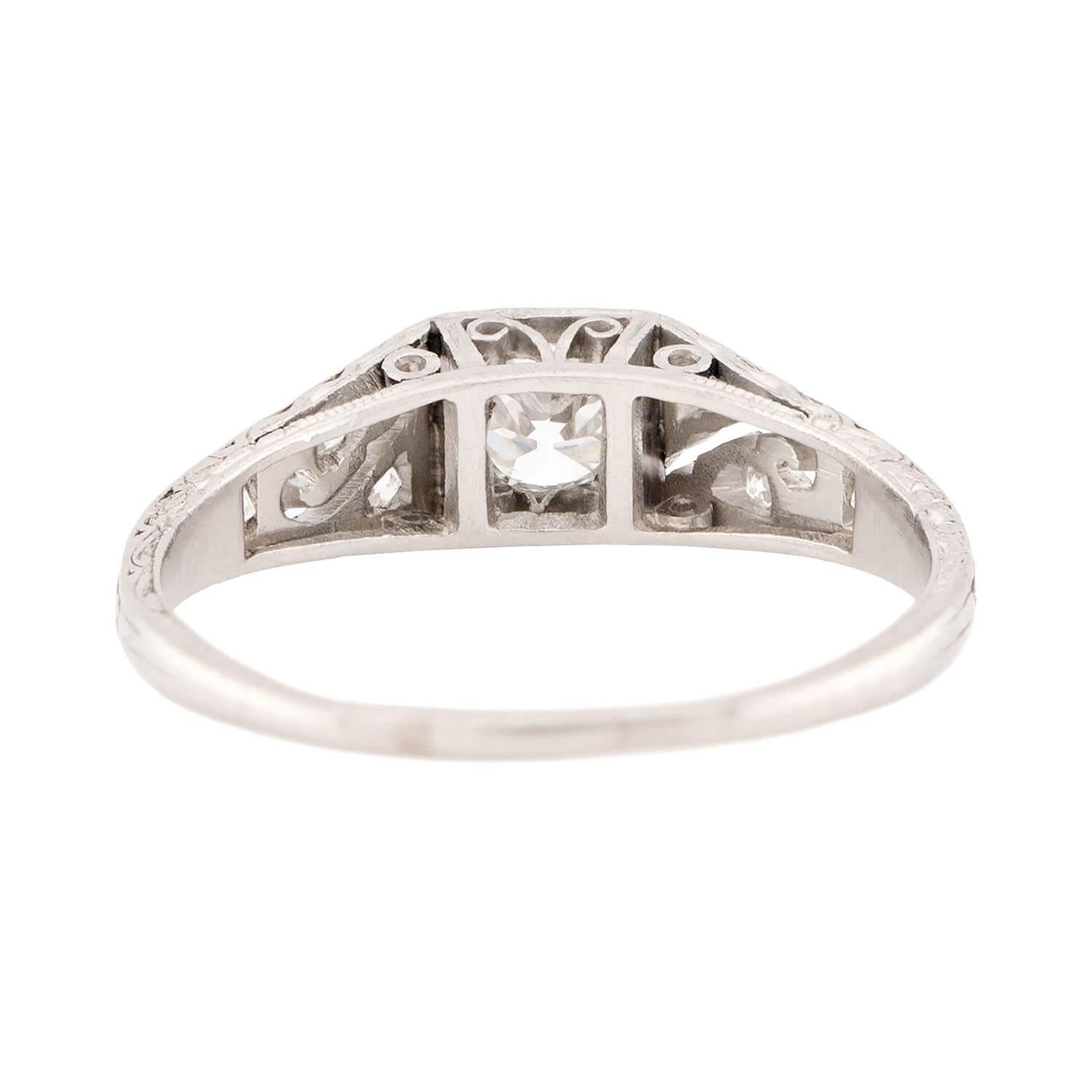 TIFFANY & CO Art Deco Platinum Diamond Ring In Good Condition For Sale In Narberth, PA