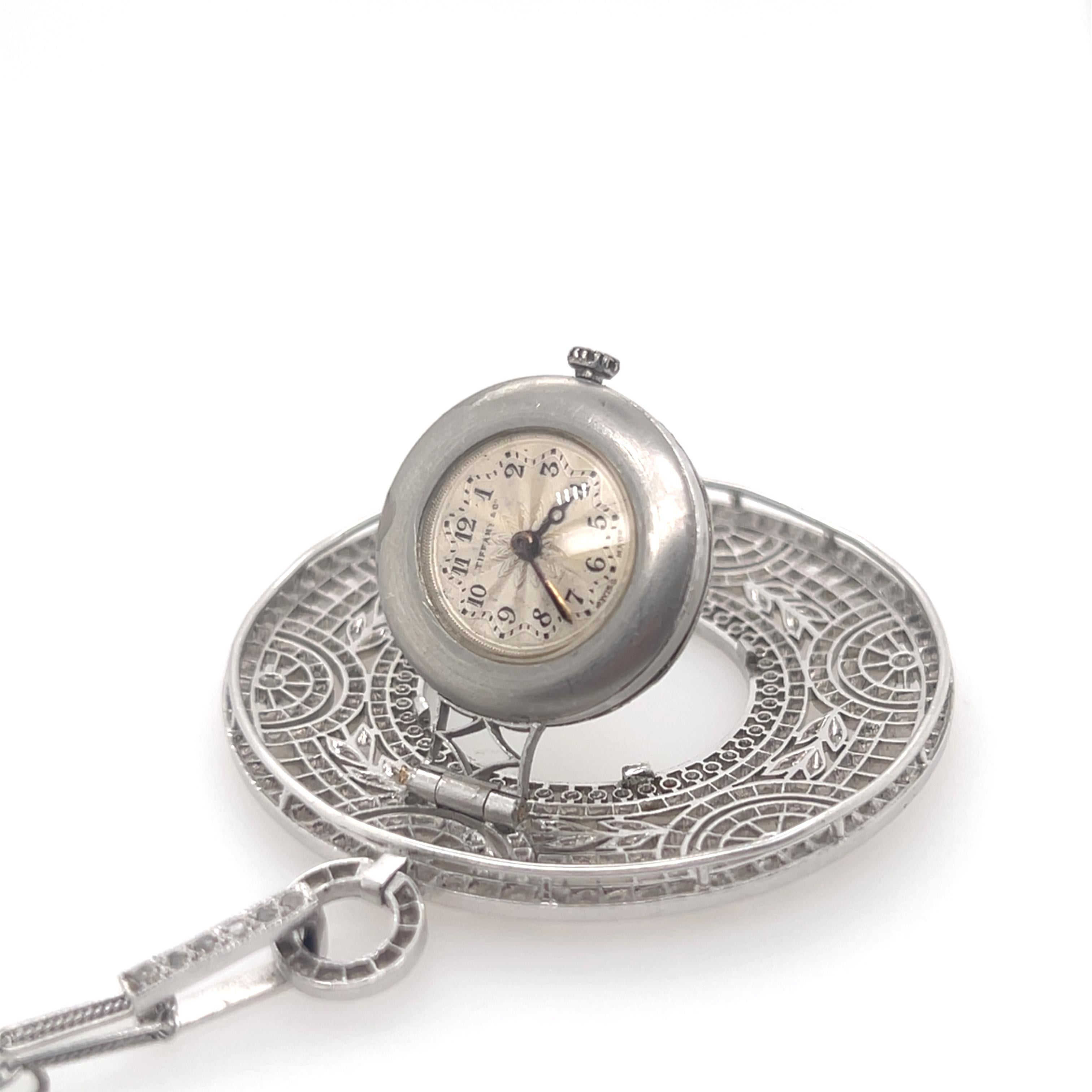 Donna Tiffany & Co. Orologio con ciondolo in platino e perle naturali Art Deco in vendita