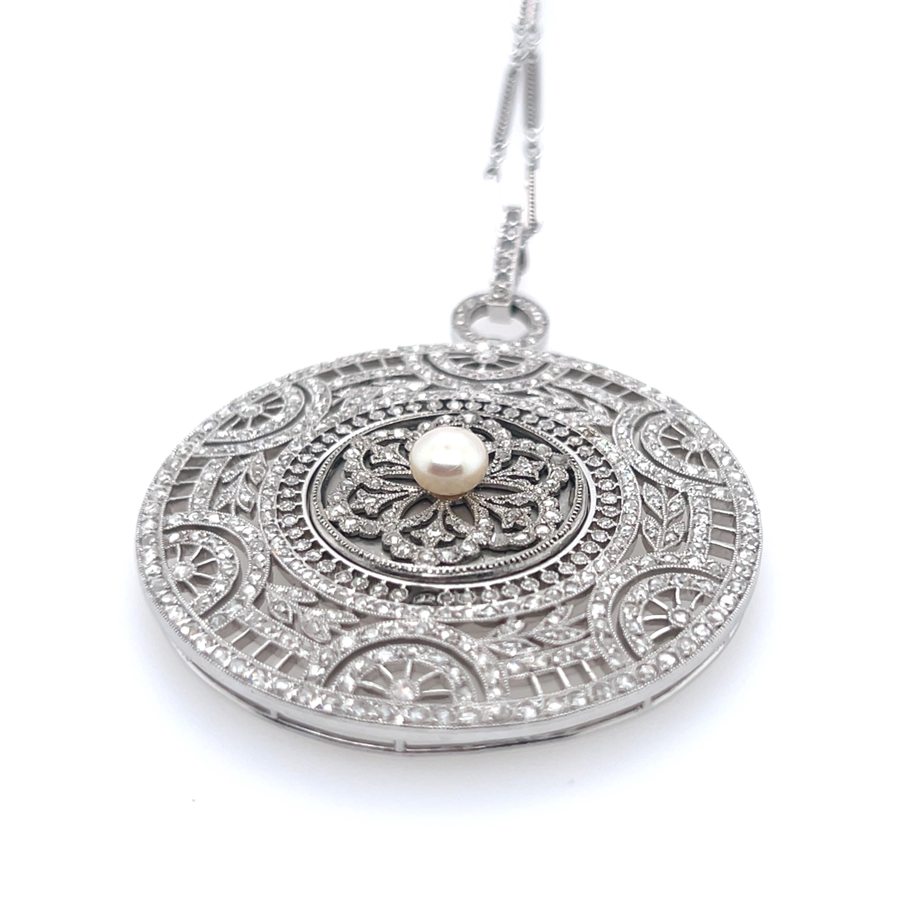 Tiffany & Co. Orologio con ciondolo in platino e perle naturali Art Deco in vendita 3