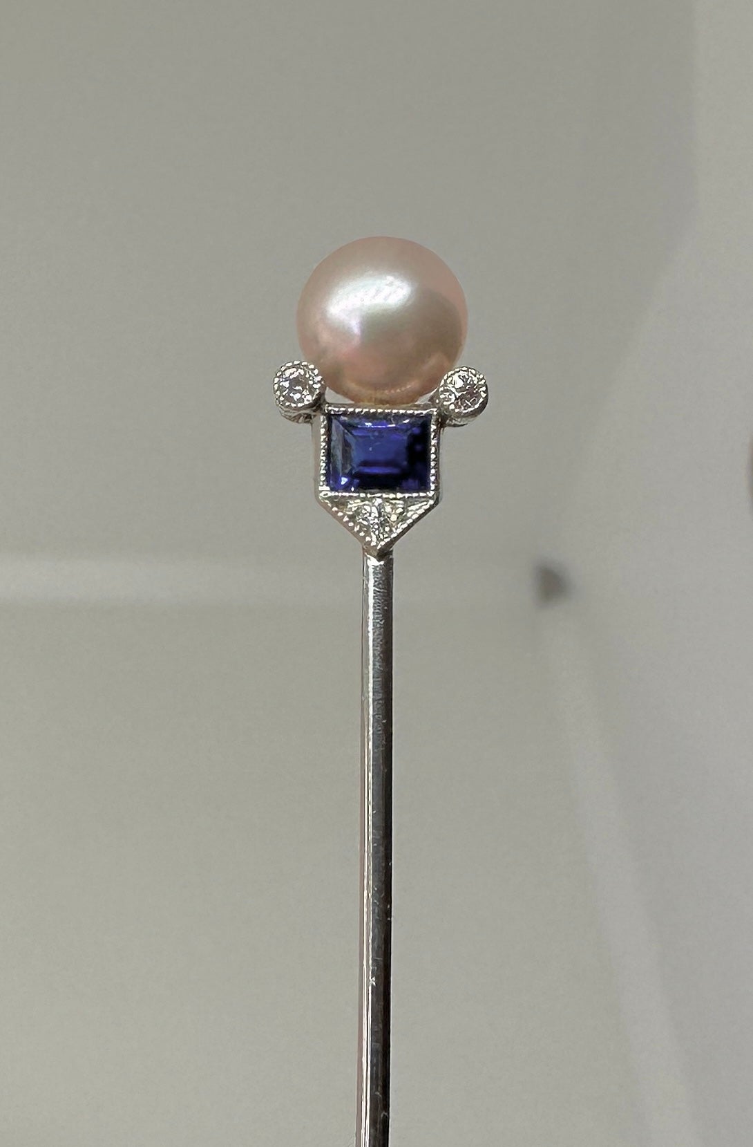 Old European Cut Tiffany & Co. Art Deco Sapphire Pearl Diamond Platinum Stick Pin Brooch, 1900 For Sale