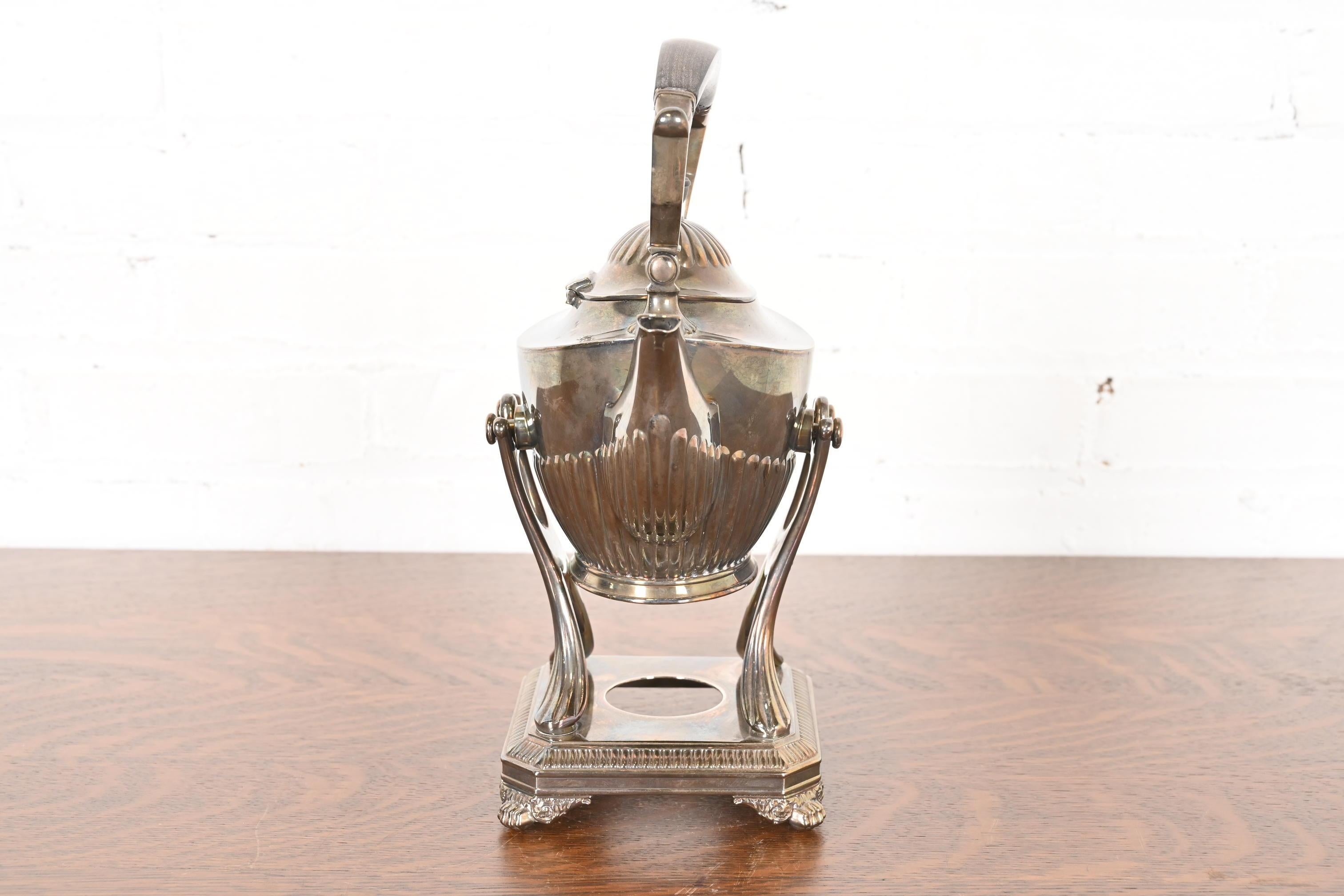 Tiffany & Co. Art Deco Silberblech Teekessel oder Kaffeekanne mit Kessel im Zustand „Gut“ im Angebot in South Bend, IN