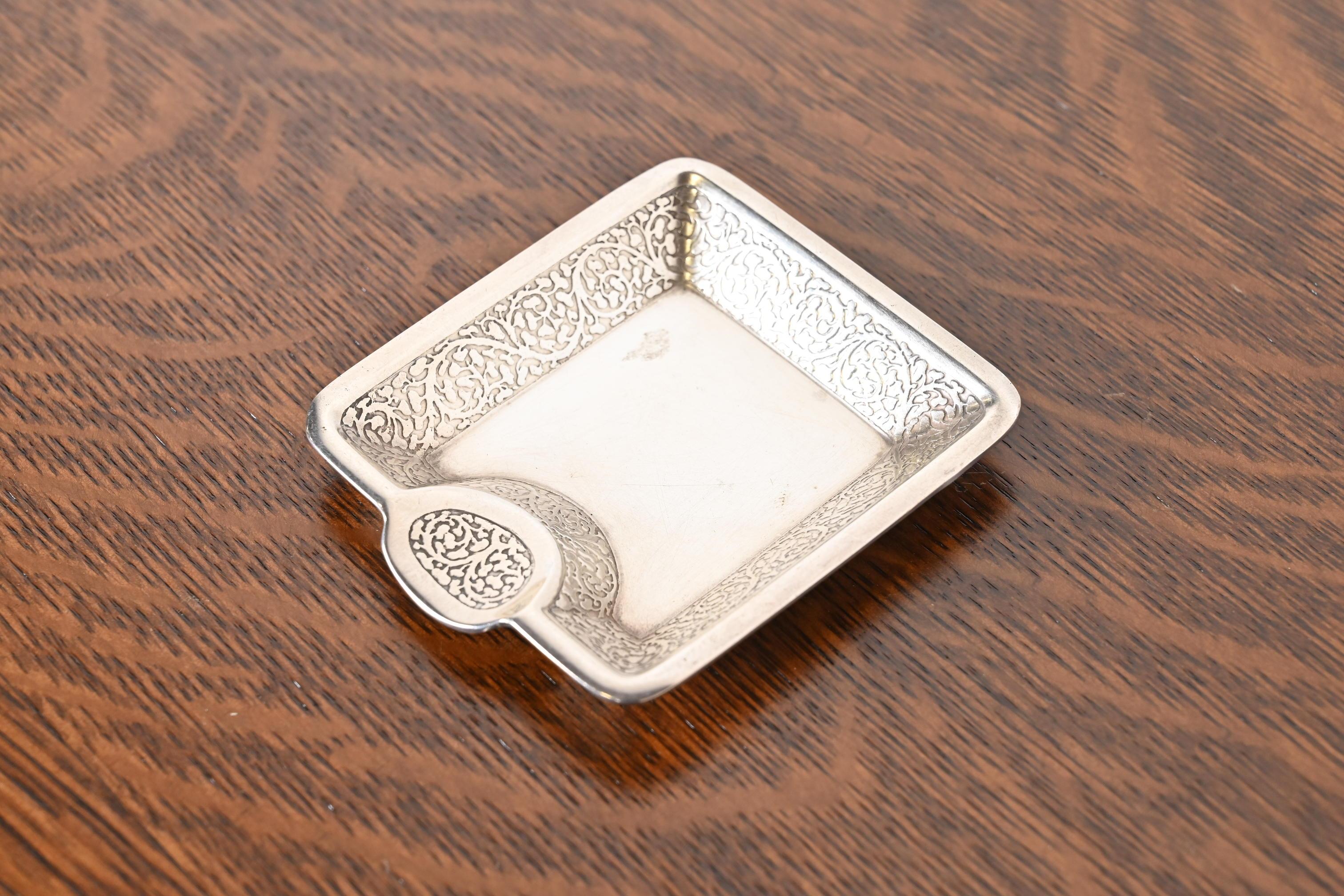 Tiffany & Co. Art Deco Sterling Silver Ashtray or Catchall Tray In Good Condition For Sale In South Bend, IN