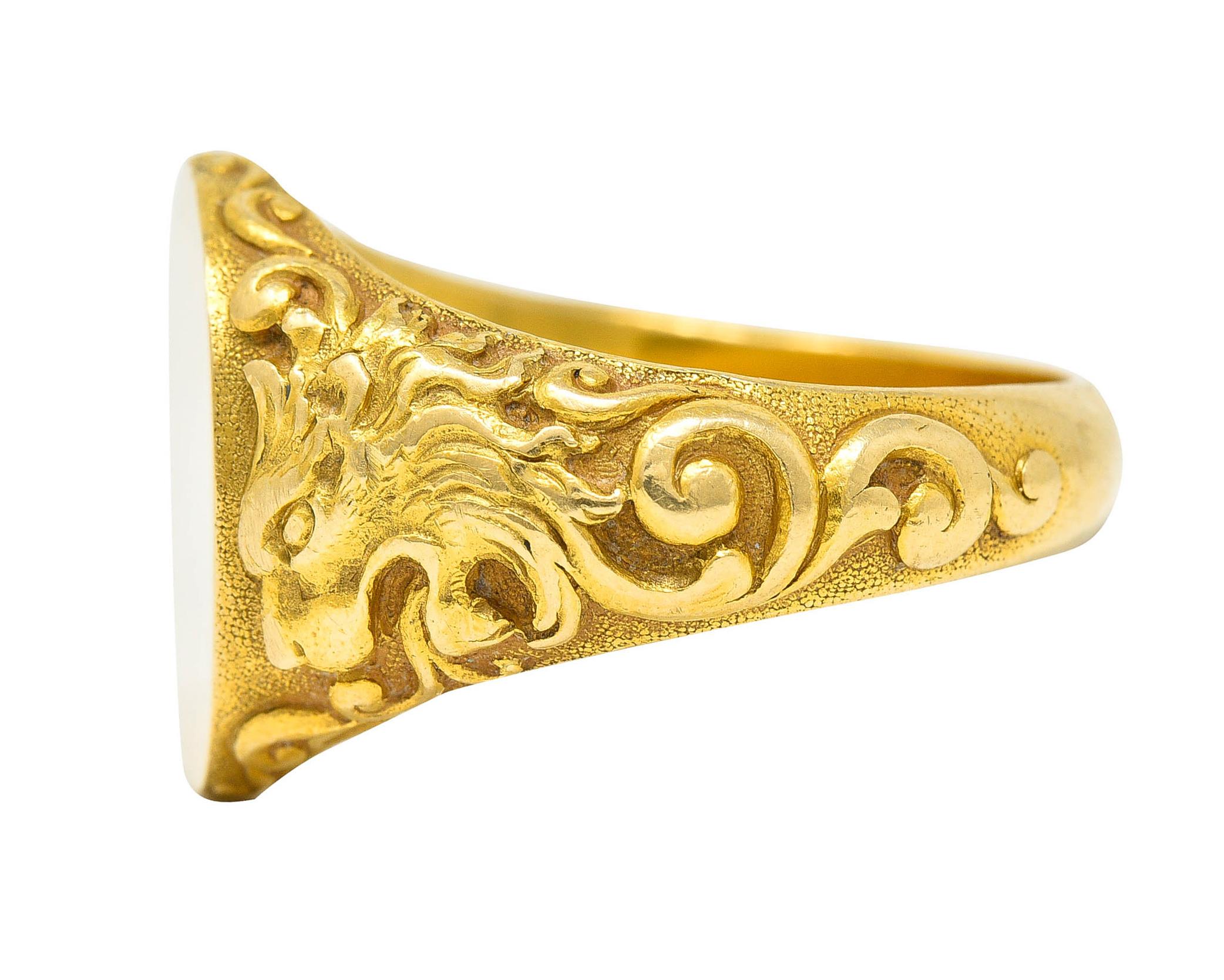 Tiffany & Co. Art Nouveau 18 Karat Gold Unisex Lion Signet Ring 2
