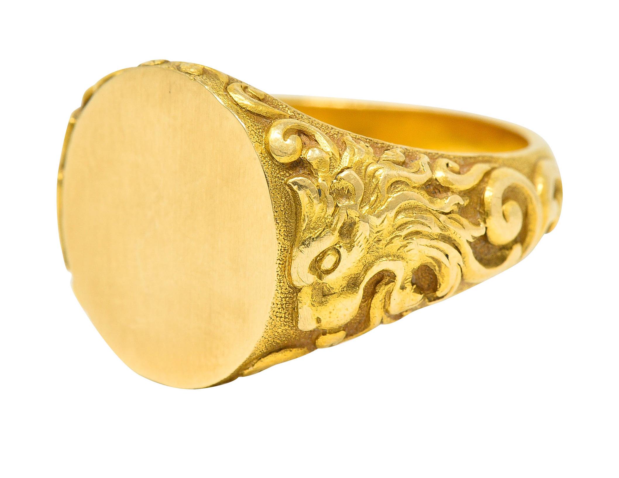 Tiffany & Co. Art Nouveau 18 Karat Gold Unisex Lion Signet Ring 3