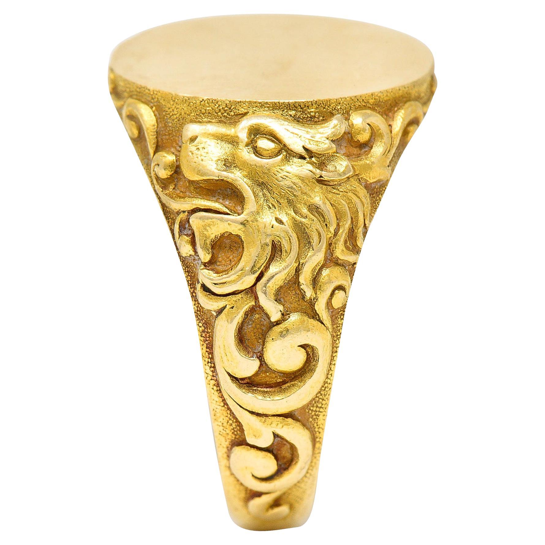 Tiffany & Co. Art Nouveau 18 Karat Gold Unisex Lion Signet Ring