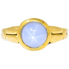 Tiffany & Co. Art Nouveau Star Sapphire 18 Karat Gold Cabochon Ring, circa 1910