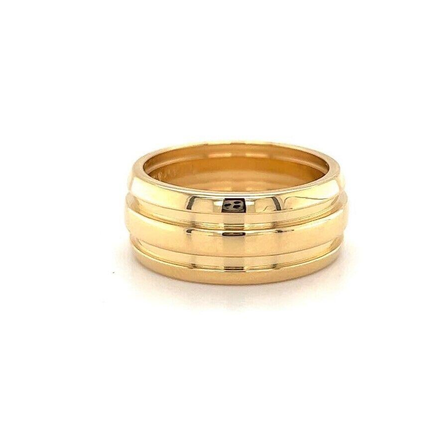 Tiffany & Co. Atlas 18 Karat Yellow Gold Grooved Wide Band Ring In Good Condition In Guilford, CT