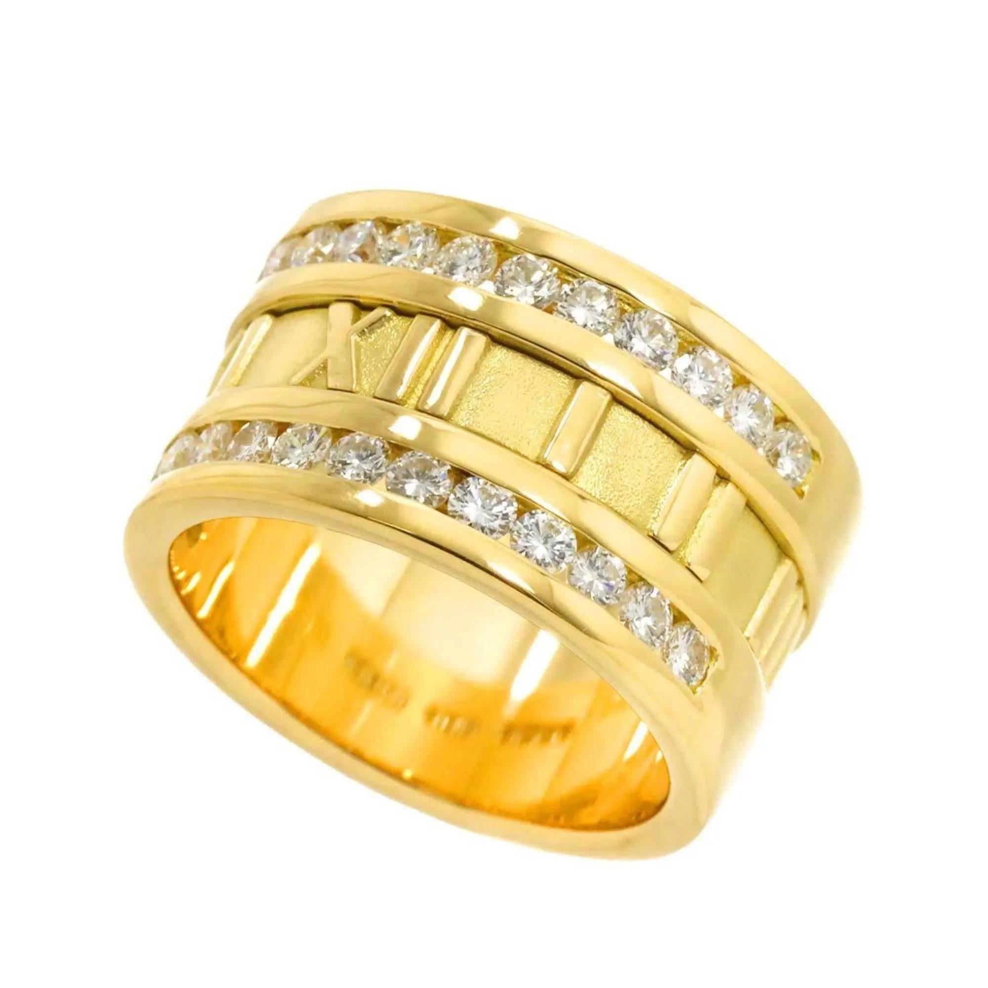 Taglio rotondo TIFFANY & Co. Anello Atlas in oro 18K con diamante a metà cerchio da 12 mm 6,5 in vendita