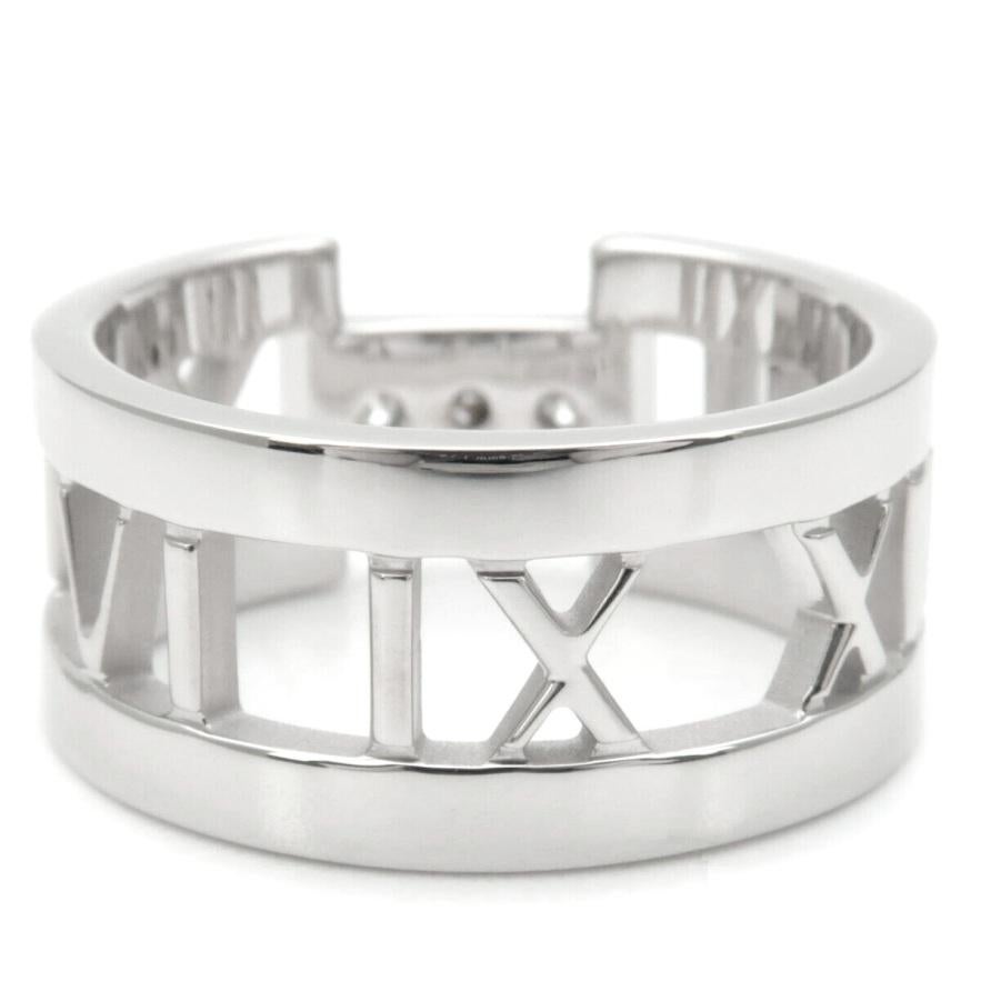 TIFFANY & Co. Atlas Bague ouverte en or blanc 18K avec 3 diamants 5,5 Excellent état - En vente à Los Angeles, CA