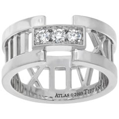 Tiffany & Co. Bague Atlas à 3 diamants en or blanc