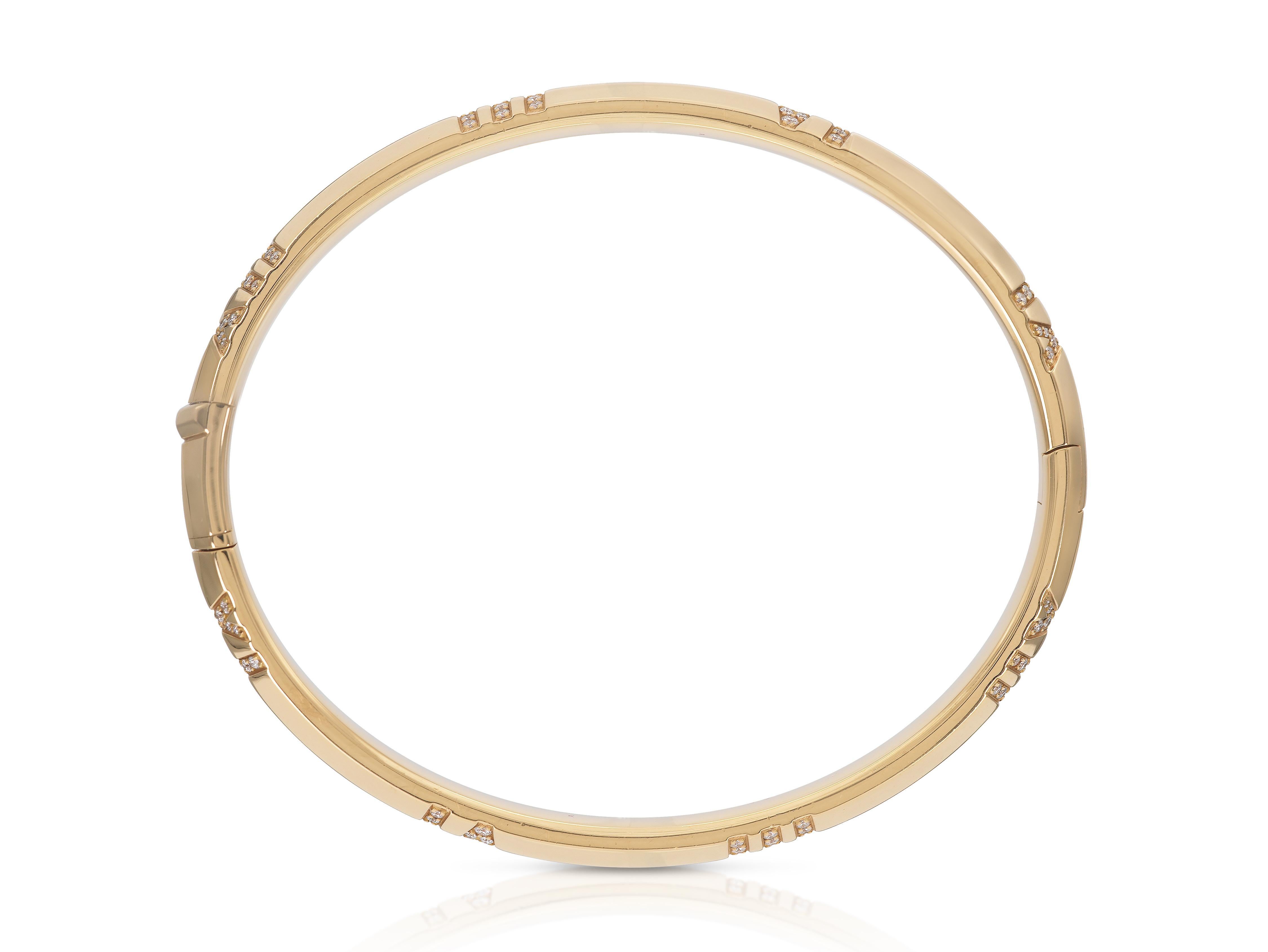 Finely crafted in 18k rose gold with Round Brilliant cut Diamonds.
Signed by Tiffany & Co., from their Atlas Collection
Size 6 1/2 inches