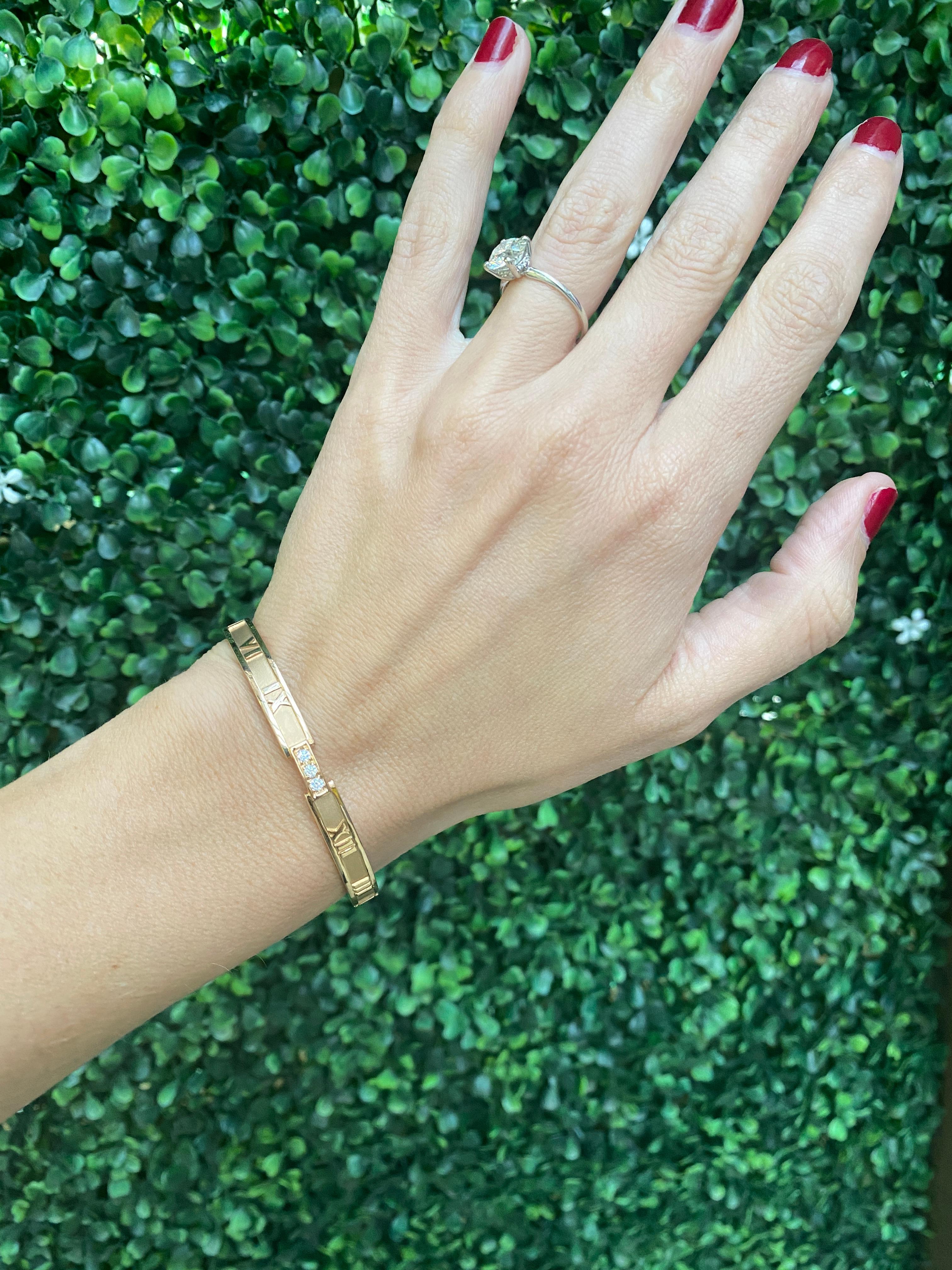 gold bangle bracelet tiffany