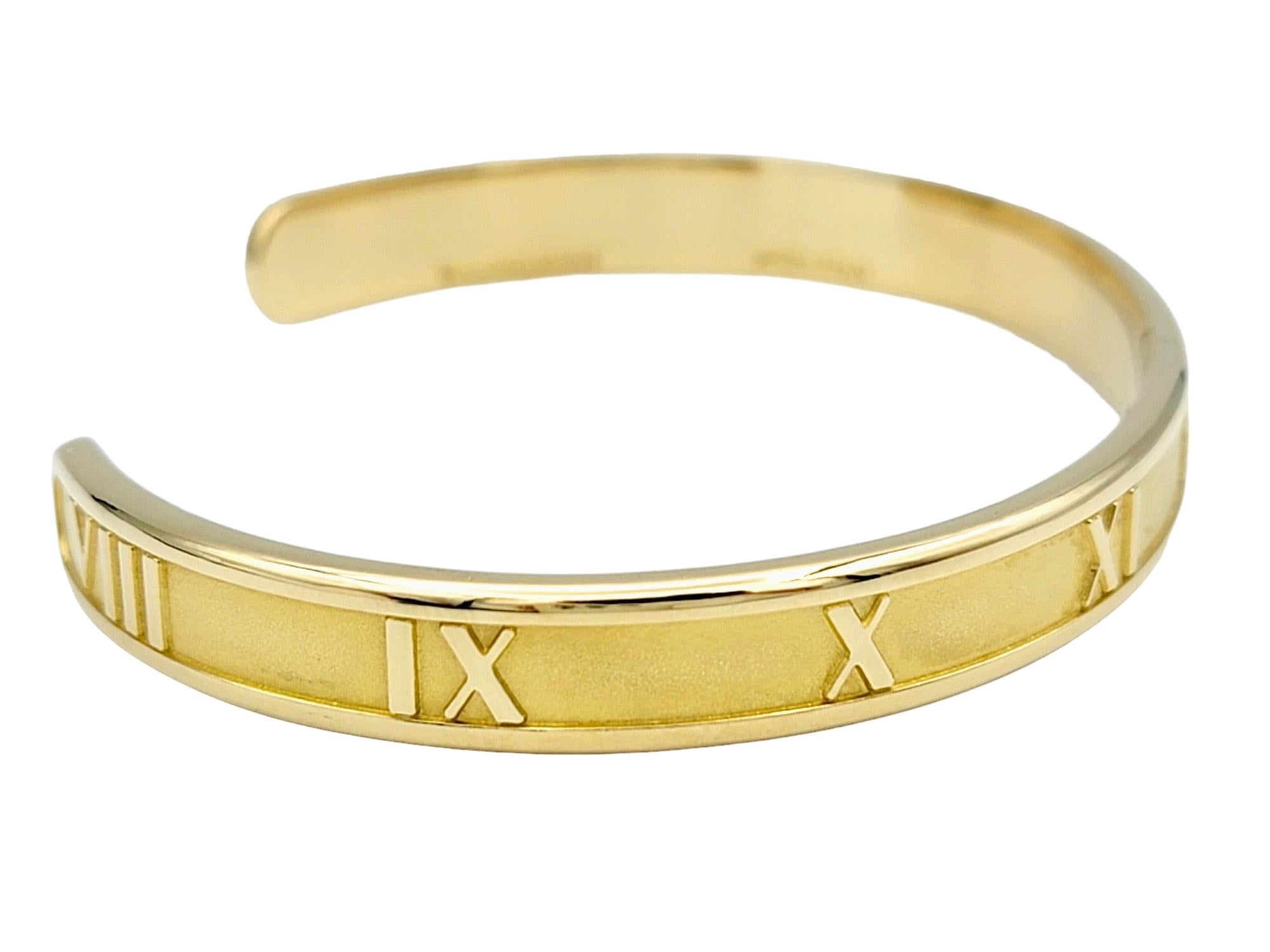 Contemporain Tiffany & Co. Bracelet manchette Atlas en or jaune 18 carats en vente