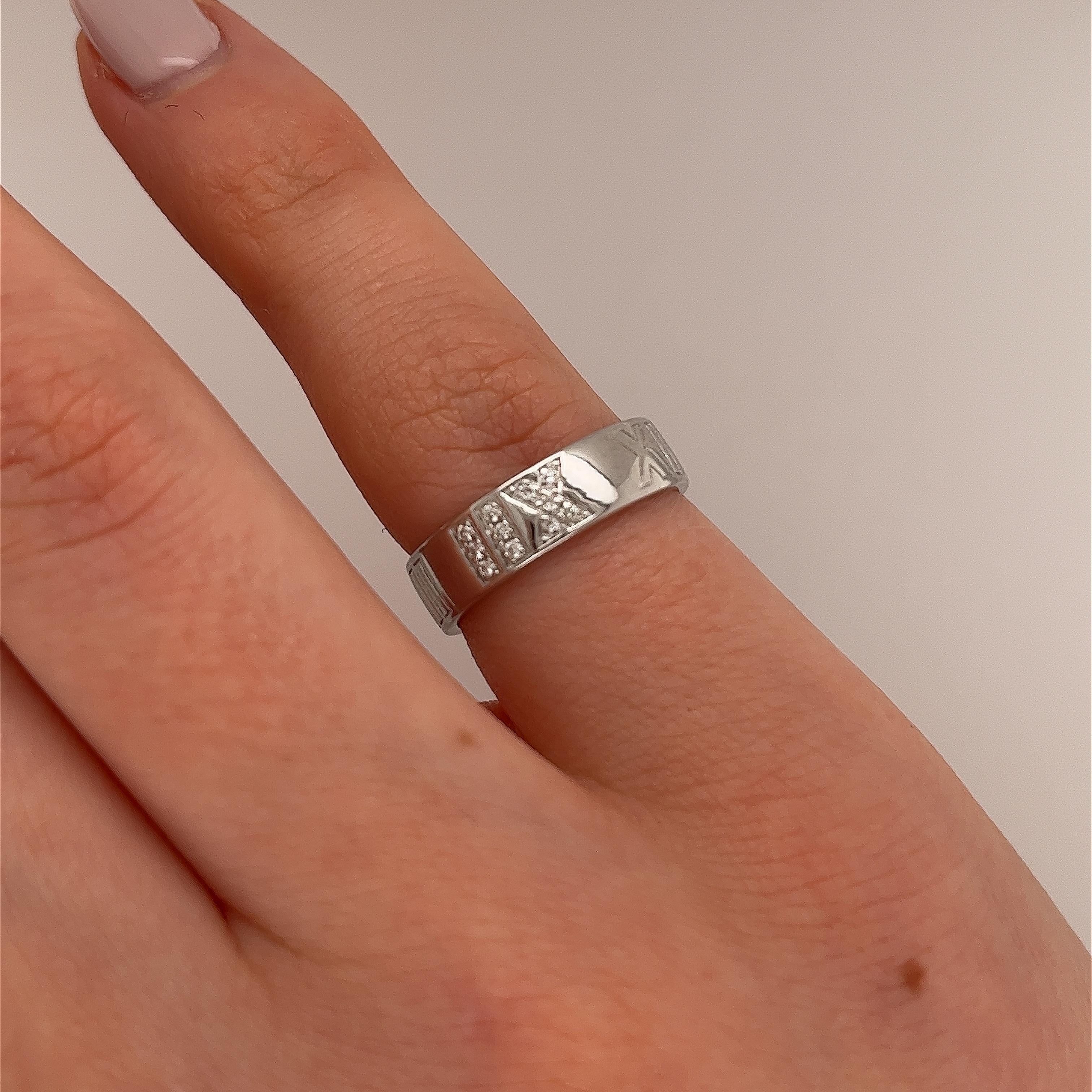 Tiffany & Co. Atlas Diamantring aus 18 Karat Weißgold mit Diamanten 1