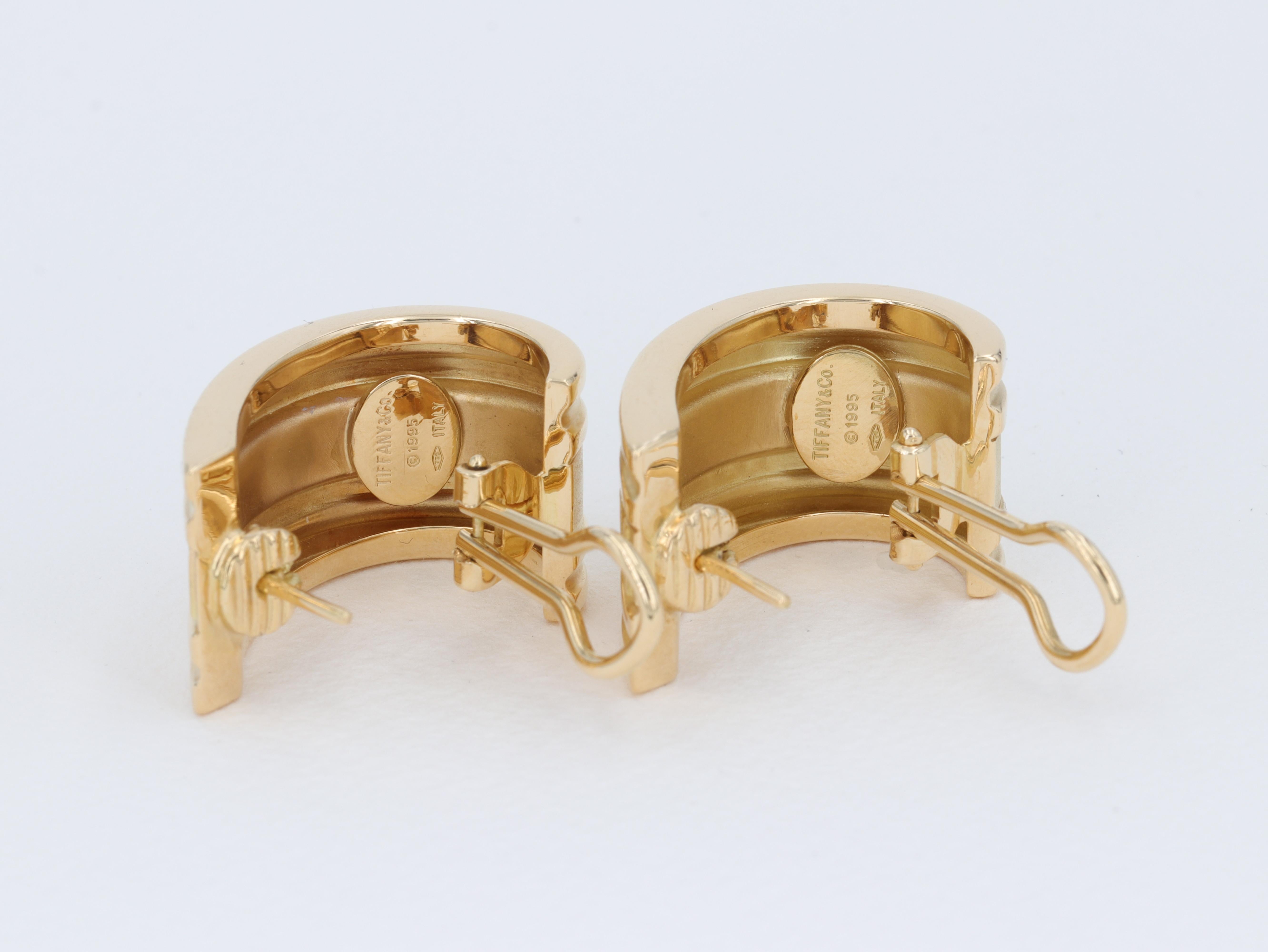 Modern Tiffany & Co. Atlas 18 Karat Yellow Gold Hoop Huggie Earrings For Sale
