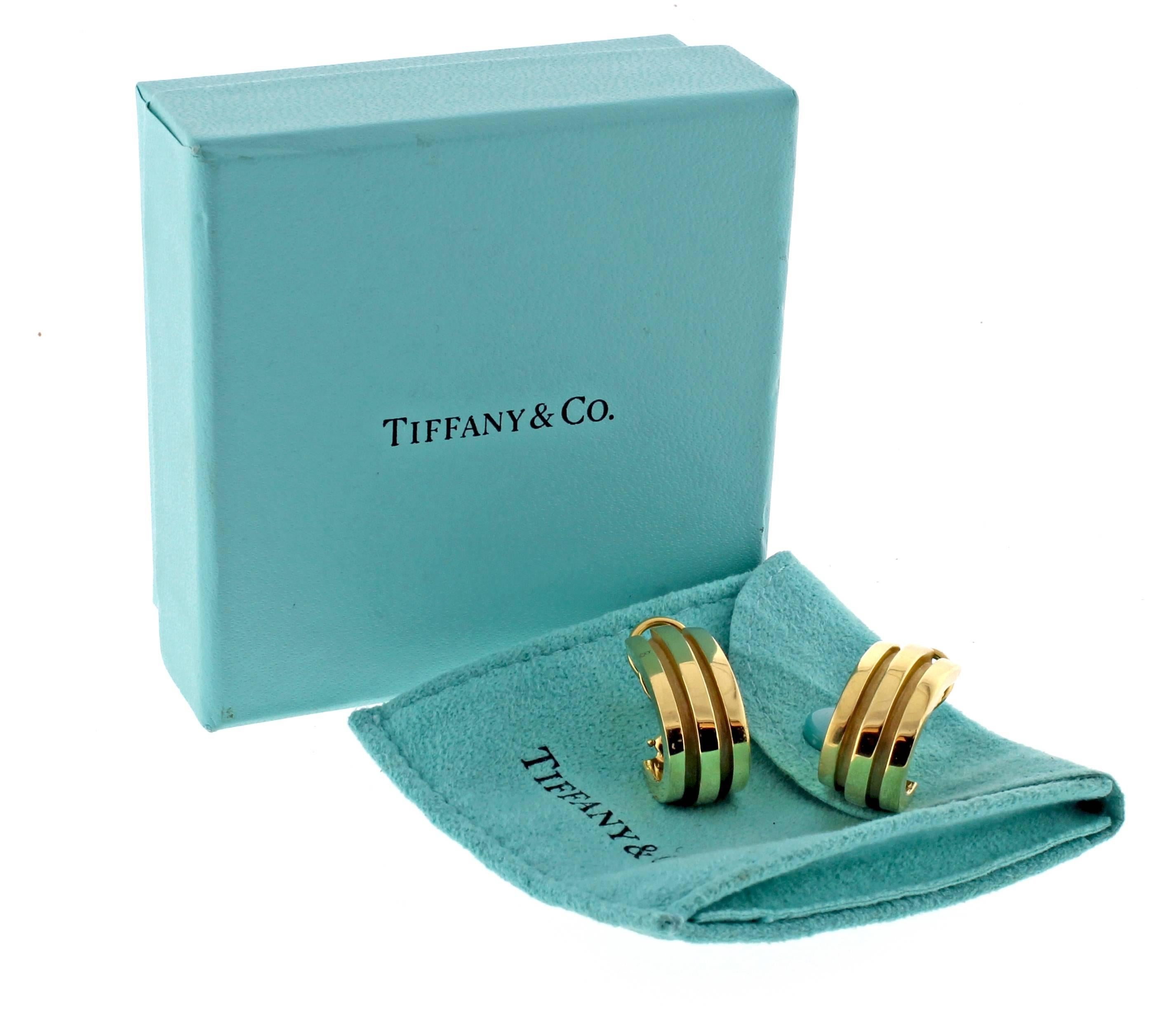 Tiffany & Co. Atlas Hoop Gold Earrings In Excellent Condition In Bethesda, MD
