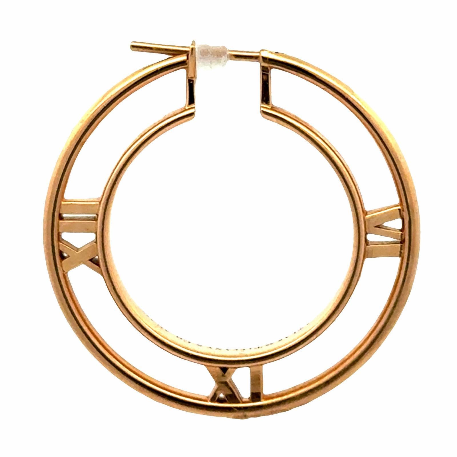 Tiffany & Co. Atlas Medallion 18 Karat Rose Gold Hoop Earrings in vendita 2