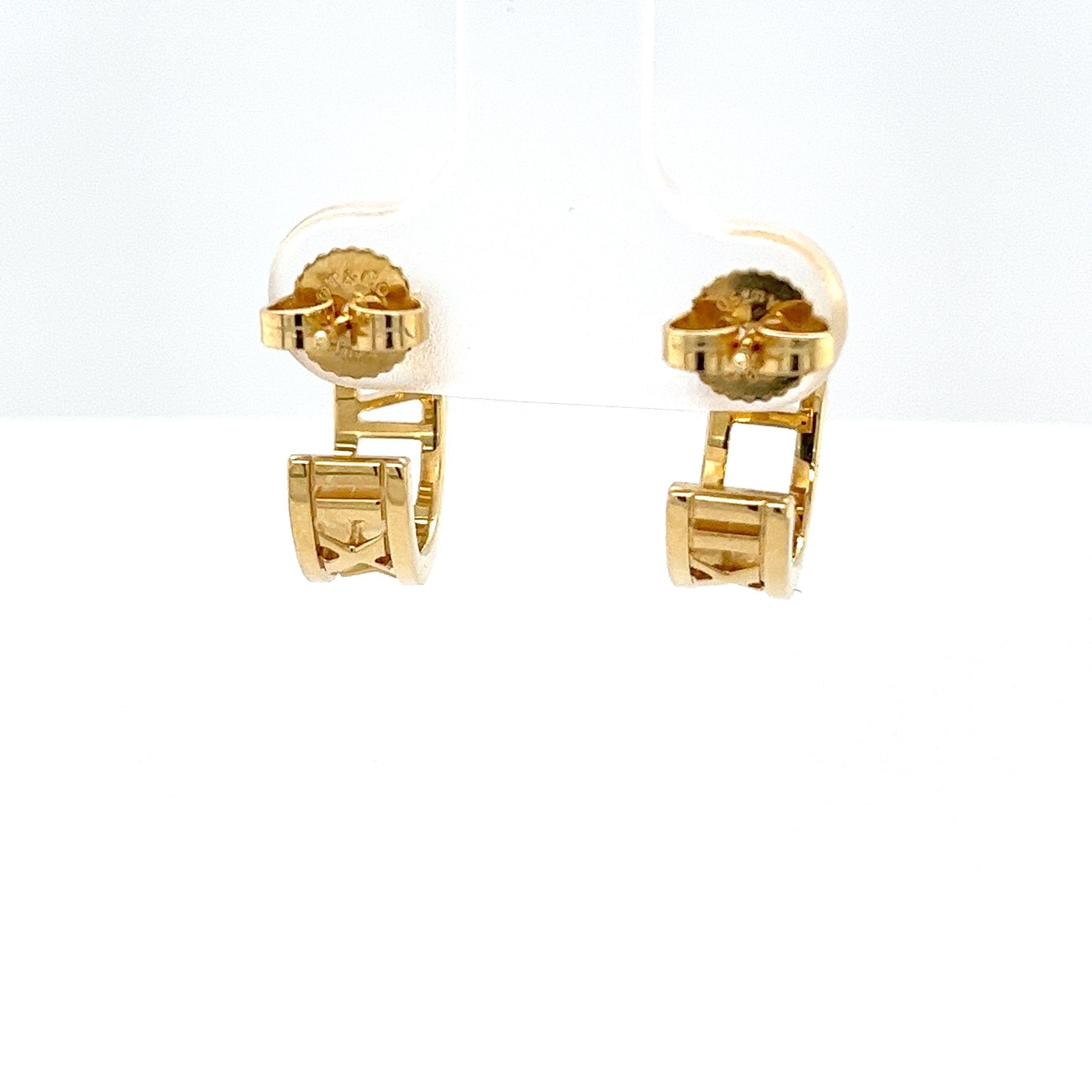 Tiffany & Co. Boucles d'oreilles Atlas en or jaune 18 carats Excellent état - En vente à London, GB