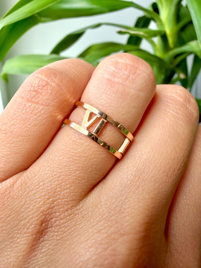 Tiffany and Co. Atlas Open Ring in 18k Rose Gold For Sale at 1stDibs