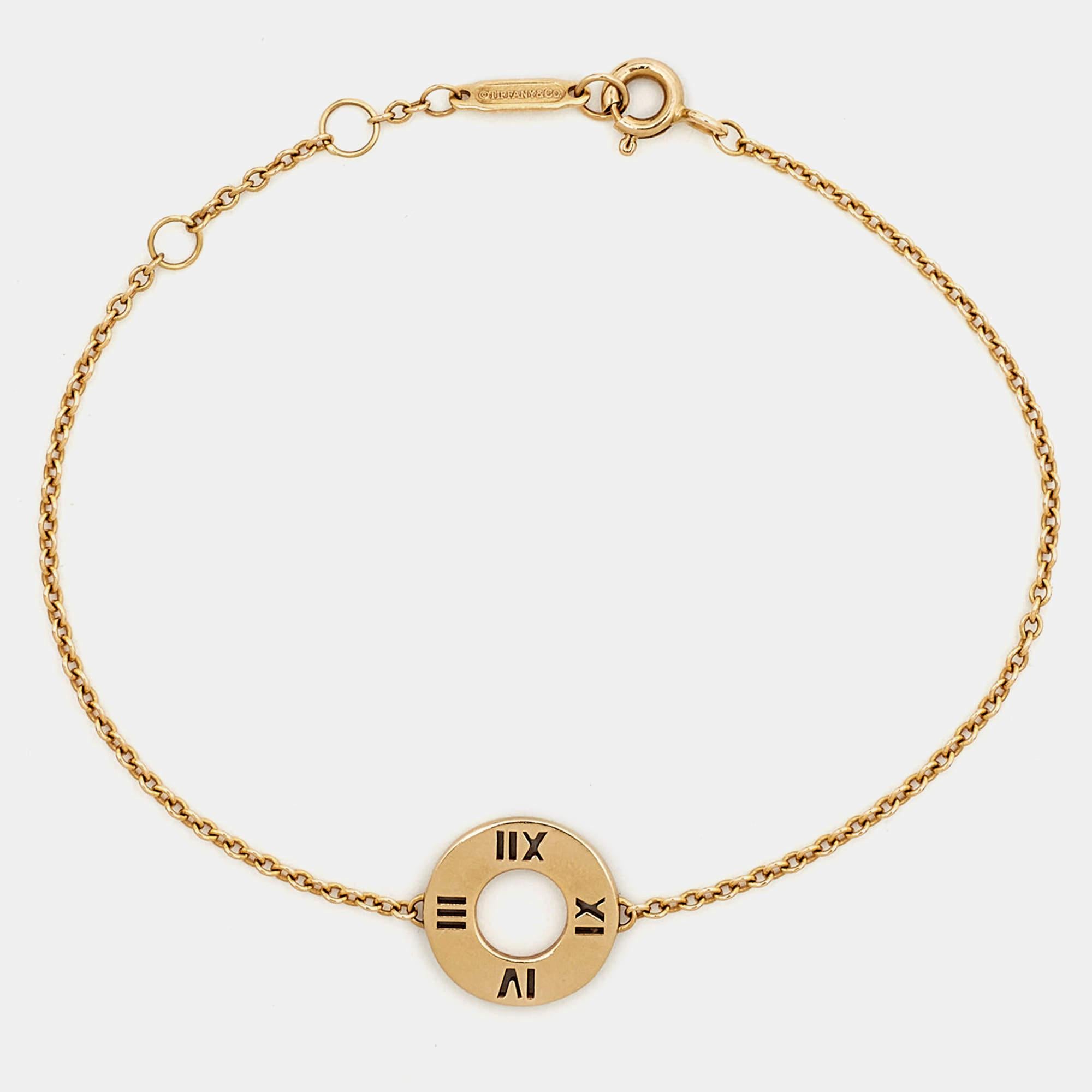 The Atlas collection by Tiffany & Co. was introduced in the year 1995 and it stands to embody the strength of this timeless brand. This bracelet is from that collection and it is so beautiful, it deserves to be on you. Made from 18k rose gold, the