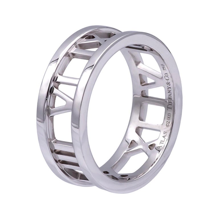 Tiffany and Co. Atlas Ring in 18K White Gold ( 2003 ) – Size 6 For