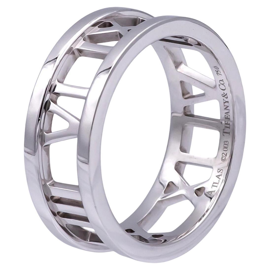 Tiffany 
Co. Atlas Ring in 18K White Gold ( 2003 ) – Size 6 en vente