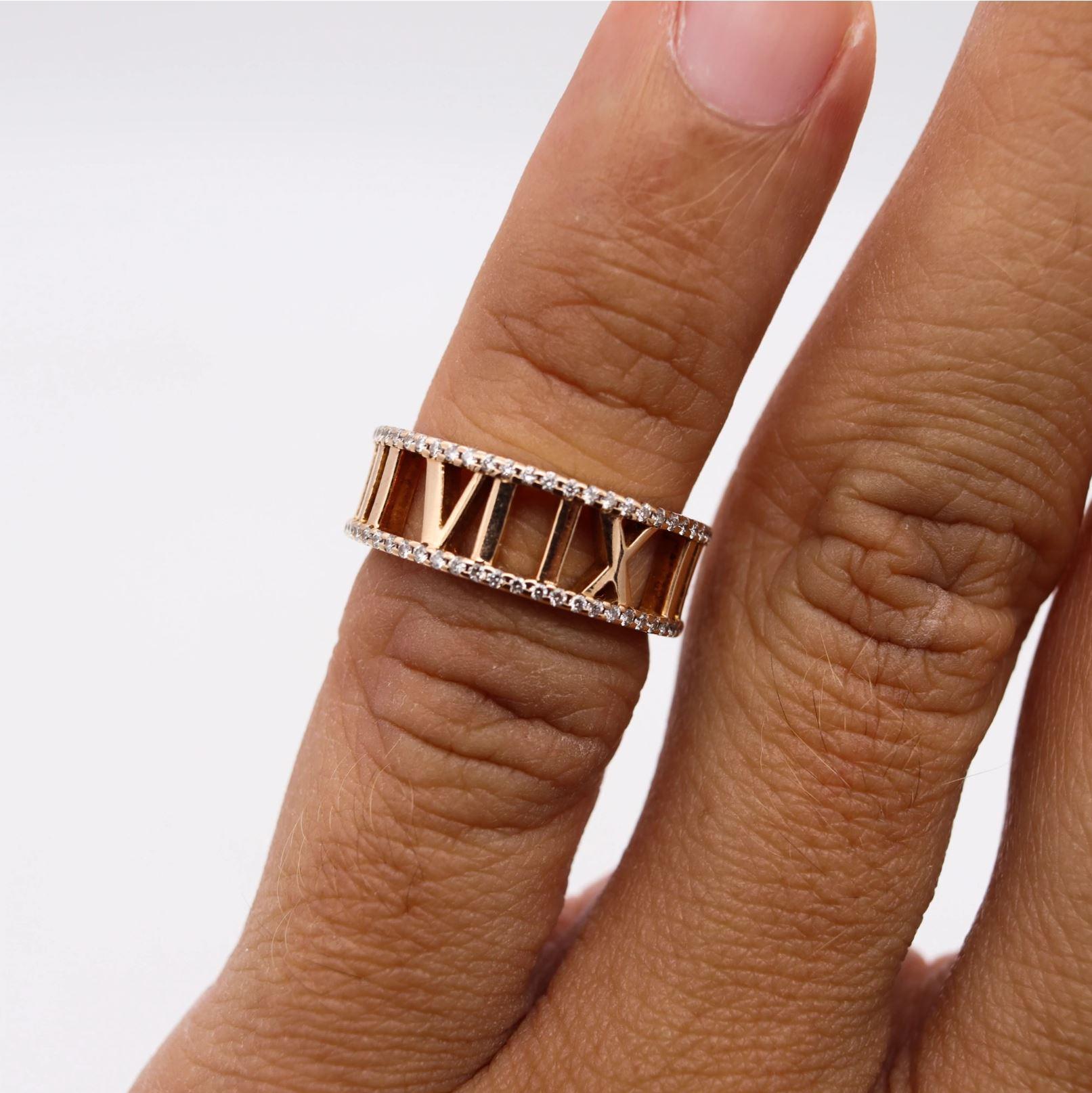 Brilliant Cut Tiffany & Co. Atlas Roman Numerals Eternity Ring 18Kt Yellow Gold withVS Diamond