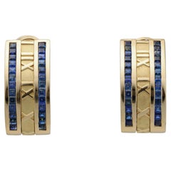 Tiffany
Co. Orecchini a cerchio Atlas con zaffiro e oro giallo 18 carati