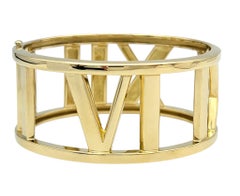 Tiffany & Co. Atlas Wide Hinged Cuff Bangle Bracelet in 18 Karat Yellow Gold