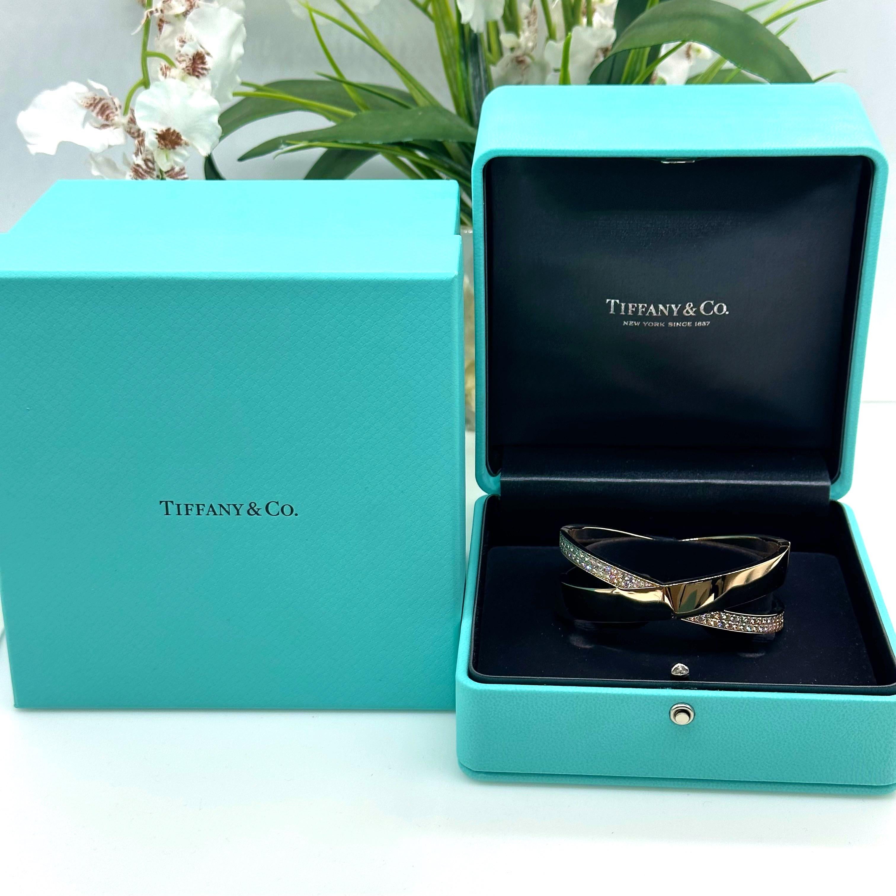 Tiffany & Co. Atlas Wide X 2.27 tcw Diamond Bangle Bracelet 18kt Rose Gold For Sale 4
