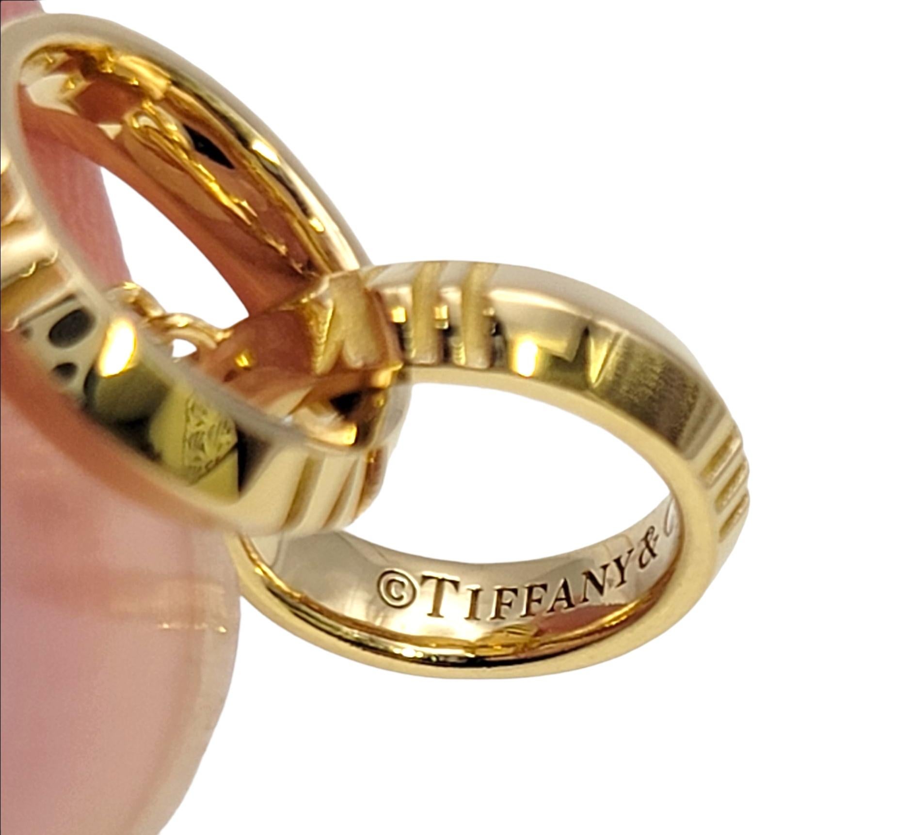 Tiffany & Co. Atlas, collier pendentif en or jaune 18 carats avec pendentif imbriqué en forme de X 8