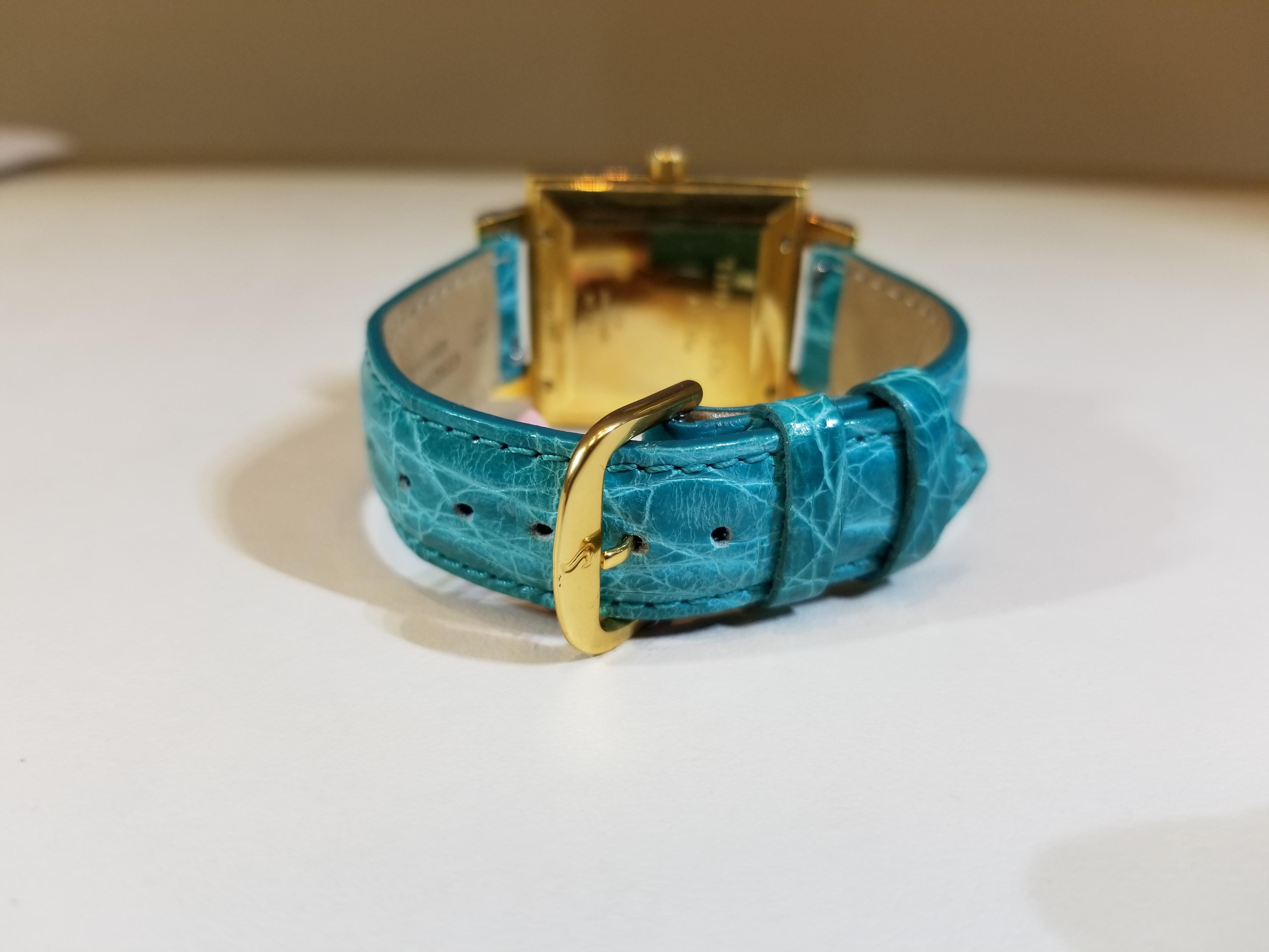 Tiffany & Co. Atlas Yellow Gold Luxury Watch In Good Condition In Columbia, MO