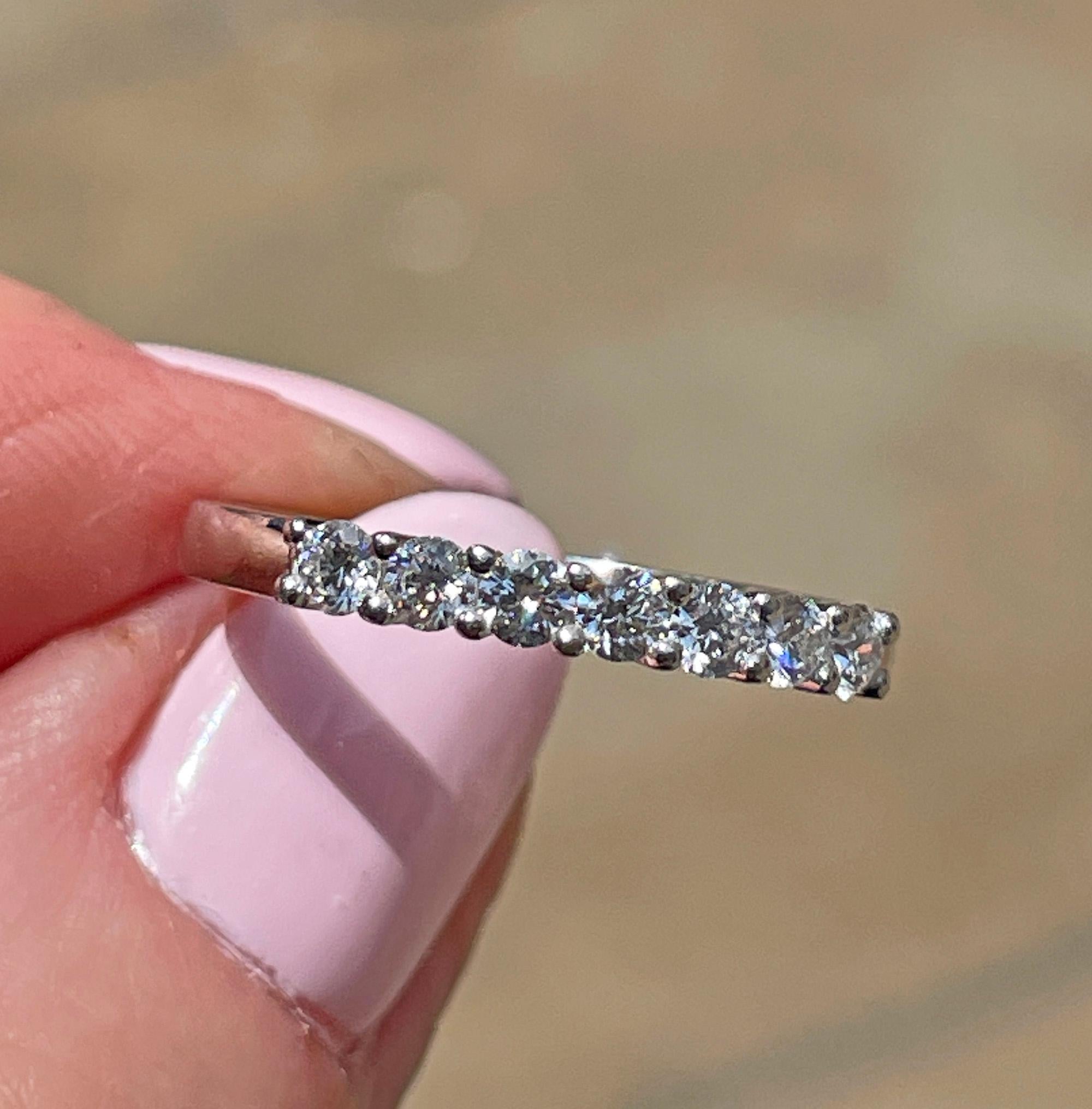 TIFFANY & Co Authentic Embrace with a Half Circle of 7 Diamonds Forever Platinum For Sale 5