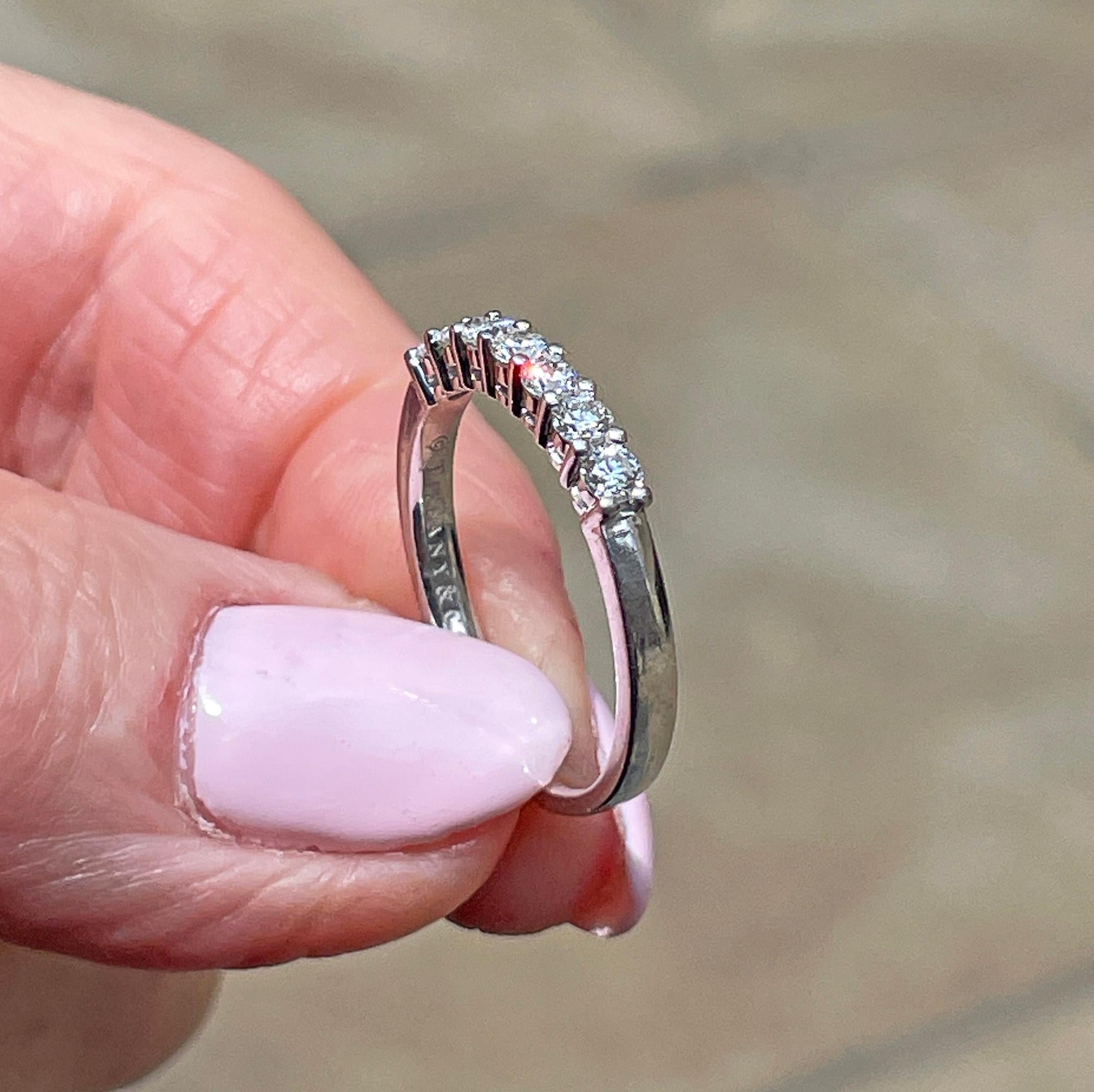 TIFFANY & Co Authentic Embrace with a Half Circle of 7 Diamonds Forever Platinum For Sale 3