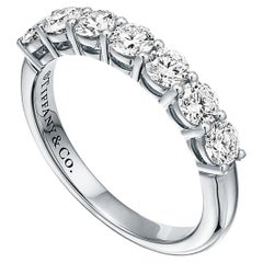 Embrace authentique TIFFANY & Co avec un demi-cercle de 7 diamants