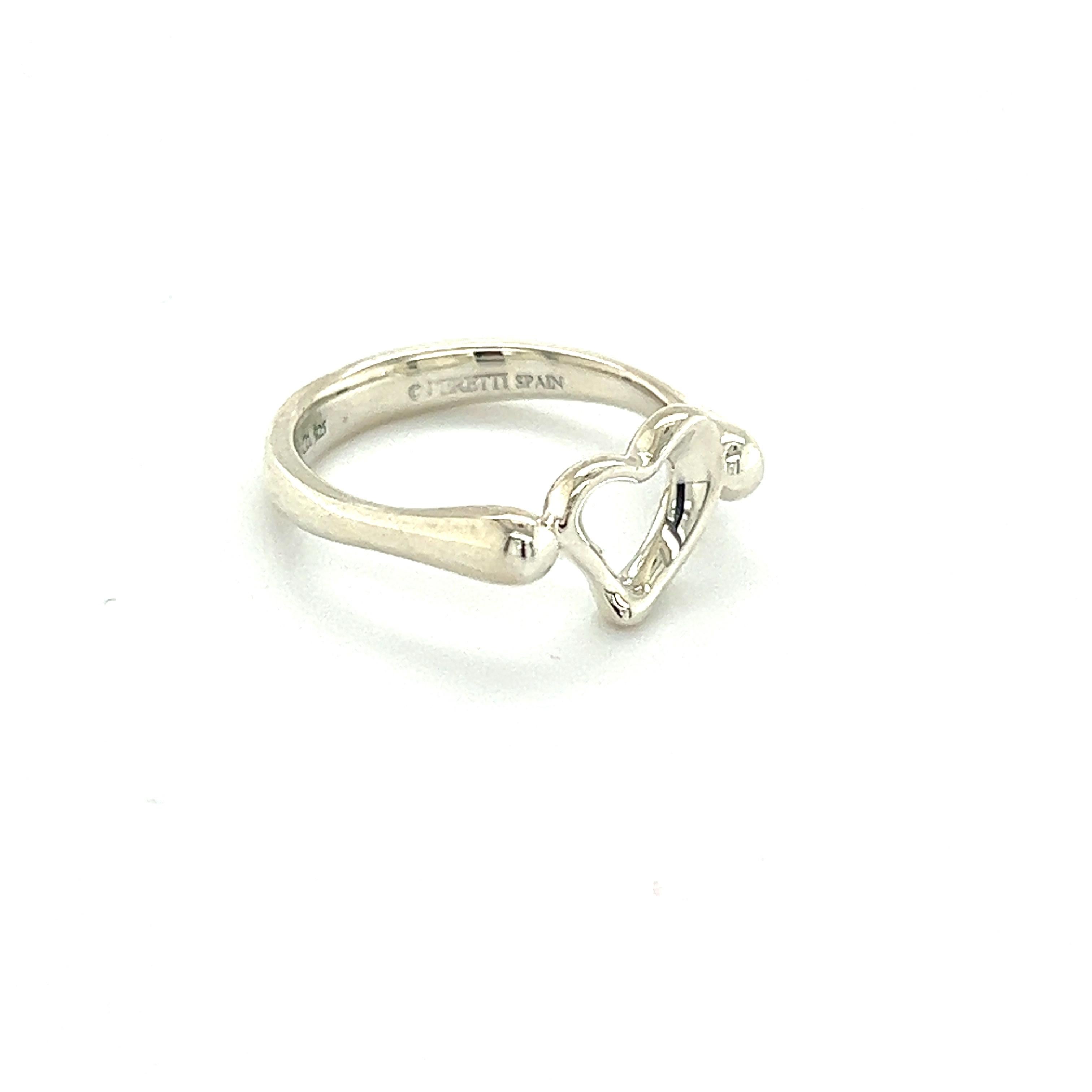 Authentic Tiffany & Co Estate Heart Ring Size 5.25 Silver By Elsa Peretti TIF400

This elegant Authentic Tiffany & Co ring is made of sterling silver and has a weight of 3.3 grams.

TRUSTED SELLER SINCE 2002

PLEASE SEE OUR HUNDREDS OF POSITIVE