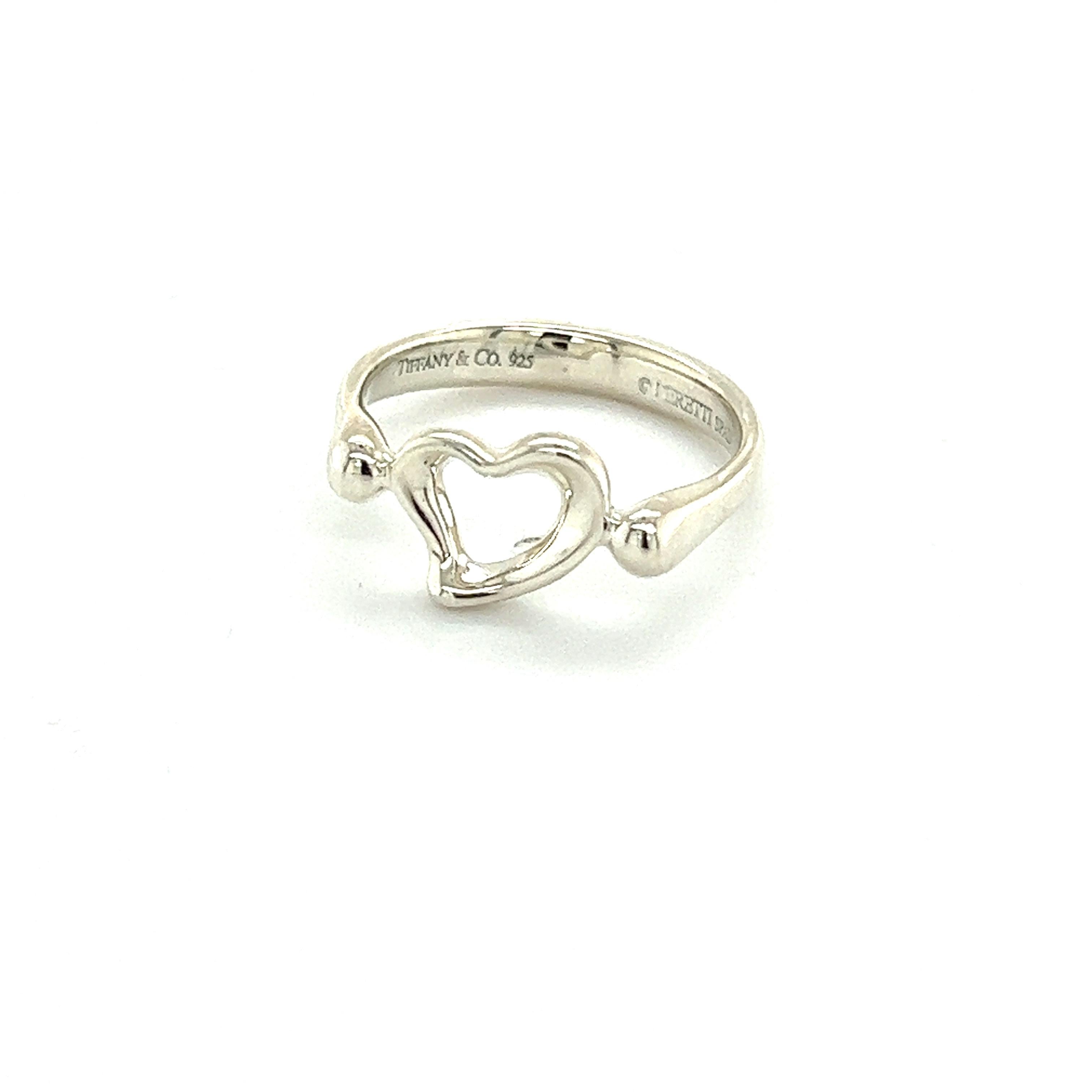 Tiffany & Co Authentic Estate Heart Ring Silver by Elsa Peretti In Good Condition In Brooklyn, NY