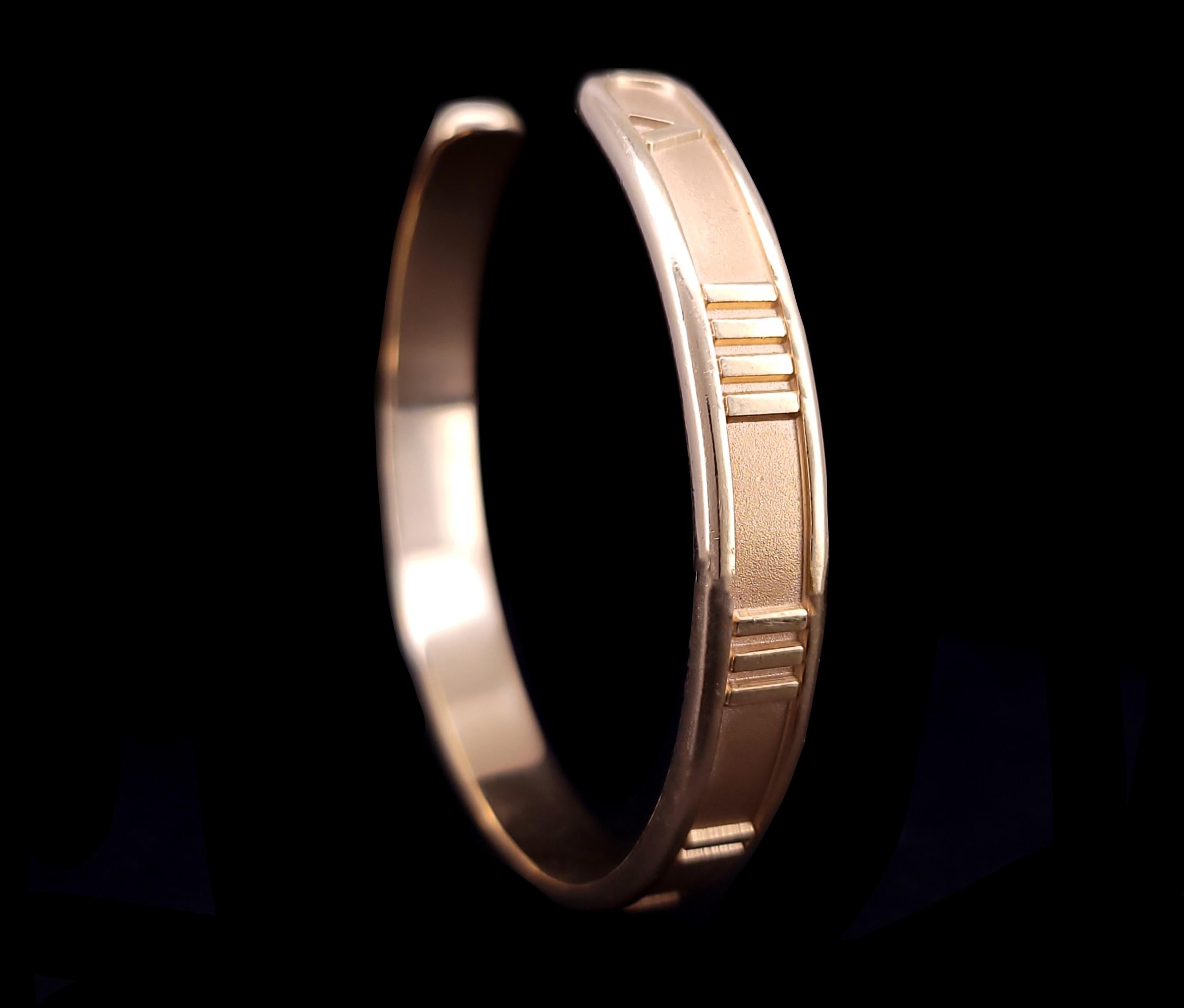 Tiffany. Golding Co. Bracelet en or jaune 18 carats Excellent état - En vente à New York, NY