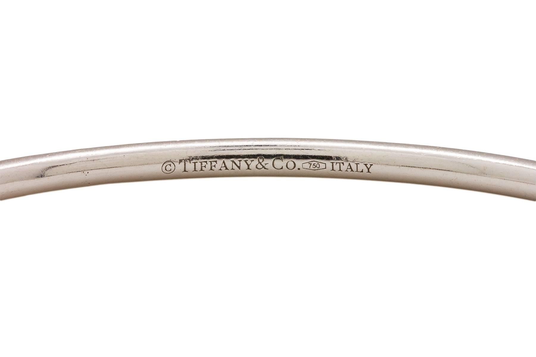 Tiffany & Co. Bezet 18 Karat White Gold Diamond Bangle Bracelet, circa 2000s In Excellent Condition In West Hollywood, CA