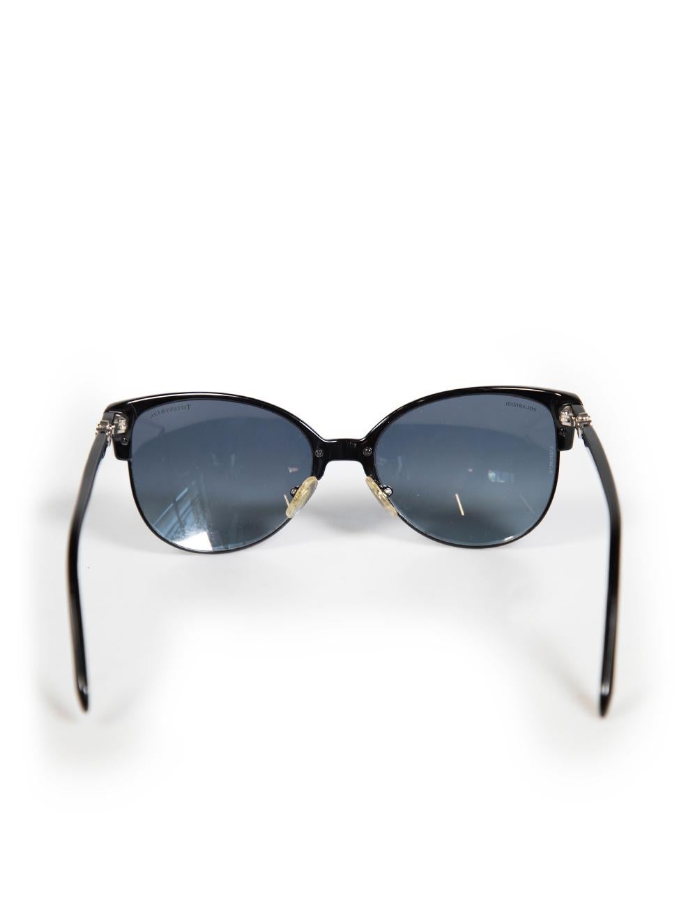 Tiffany & Co Black Gradient Cat Eye Sunglasses In Good Condition For Sale In London, GB