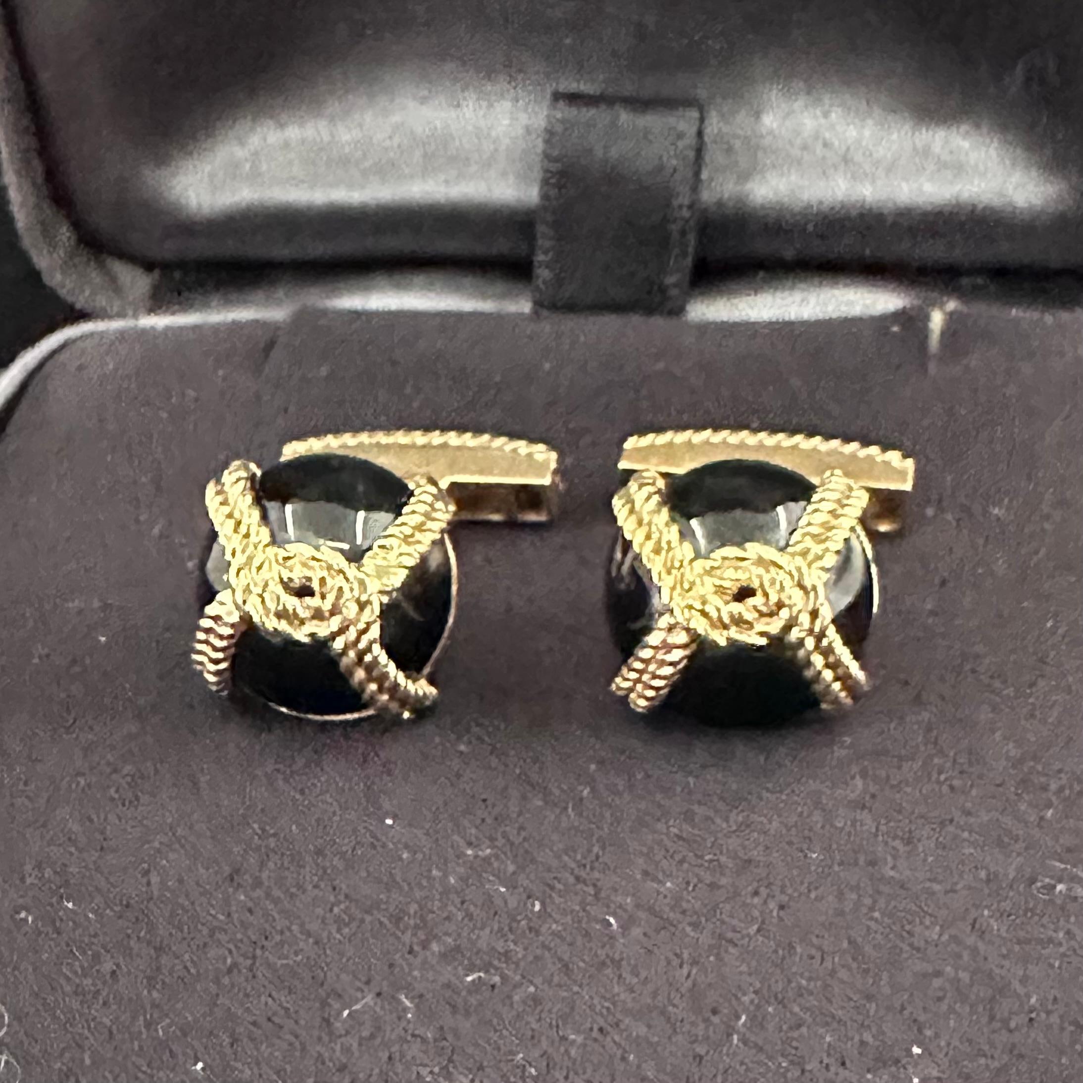 Cabochon Tiffany & Co Black Onyx Yellow Gold Cufflinks 14k For Sale